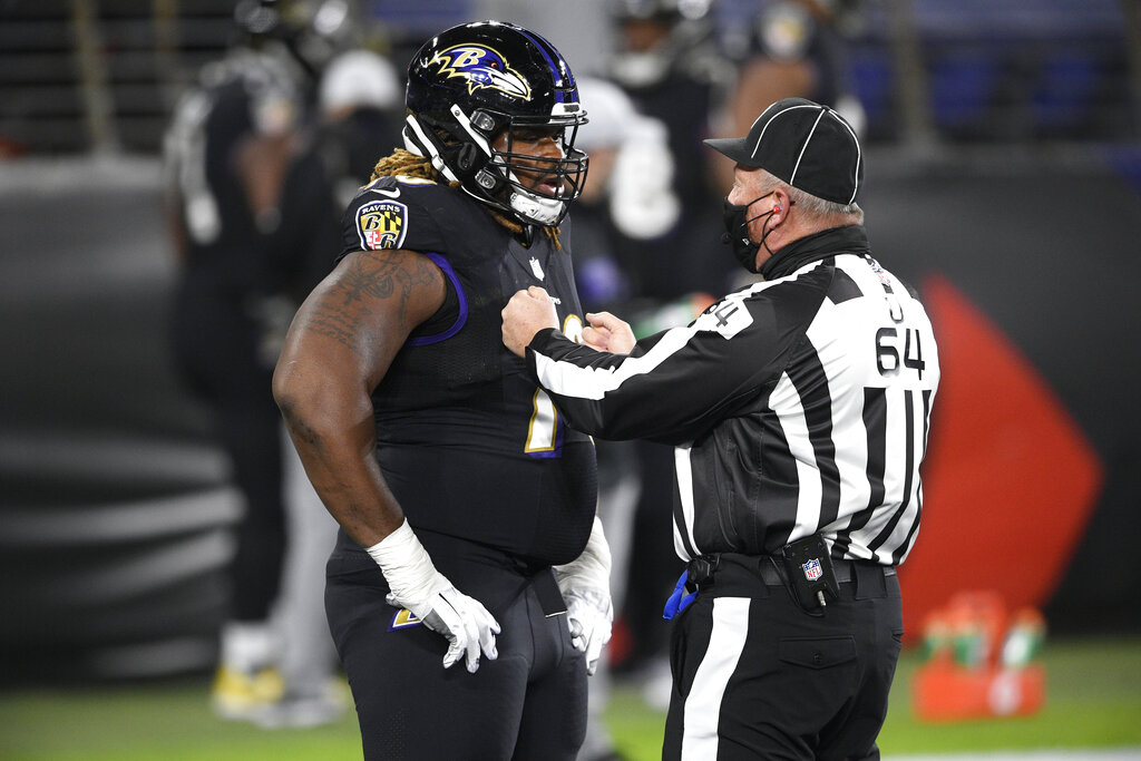 D.J. Fluker to join Miami Dolphins as veteran offensive tackle free agent