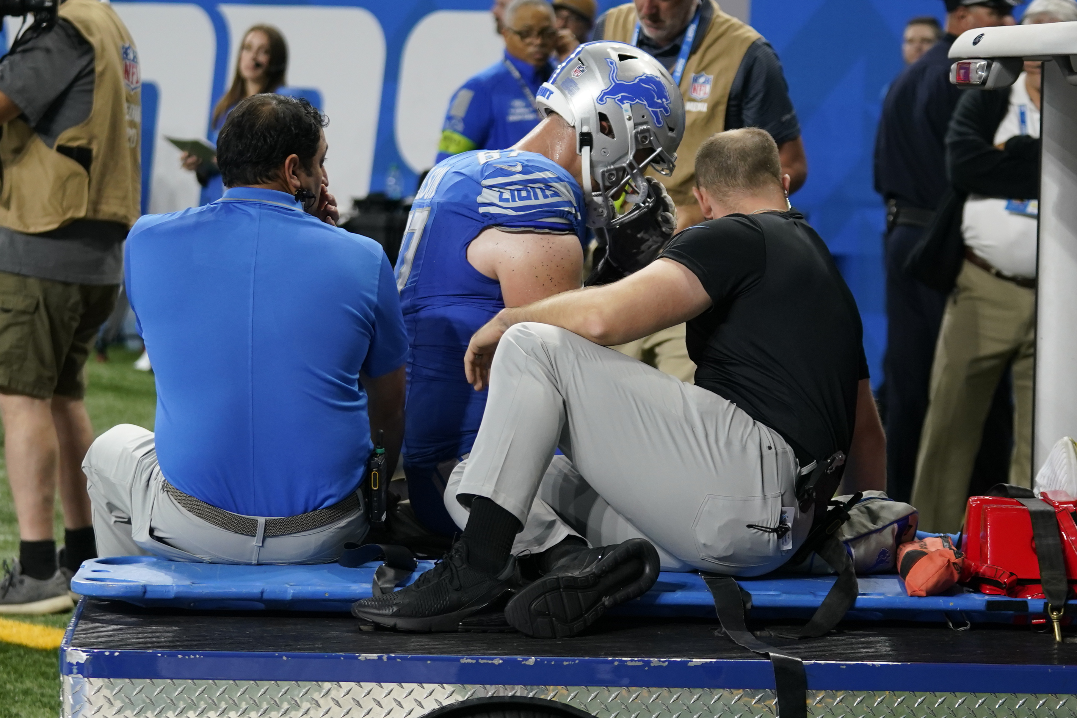 Detroit Lions losing offensive lineman to injured reserve for ankle surgery  