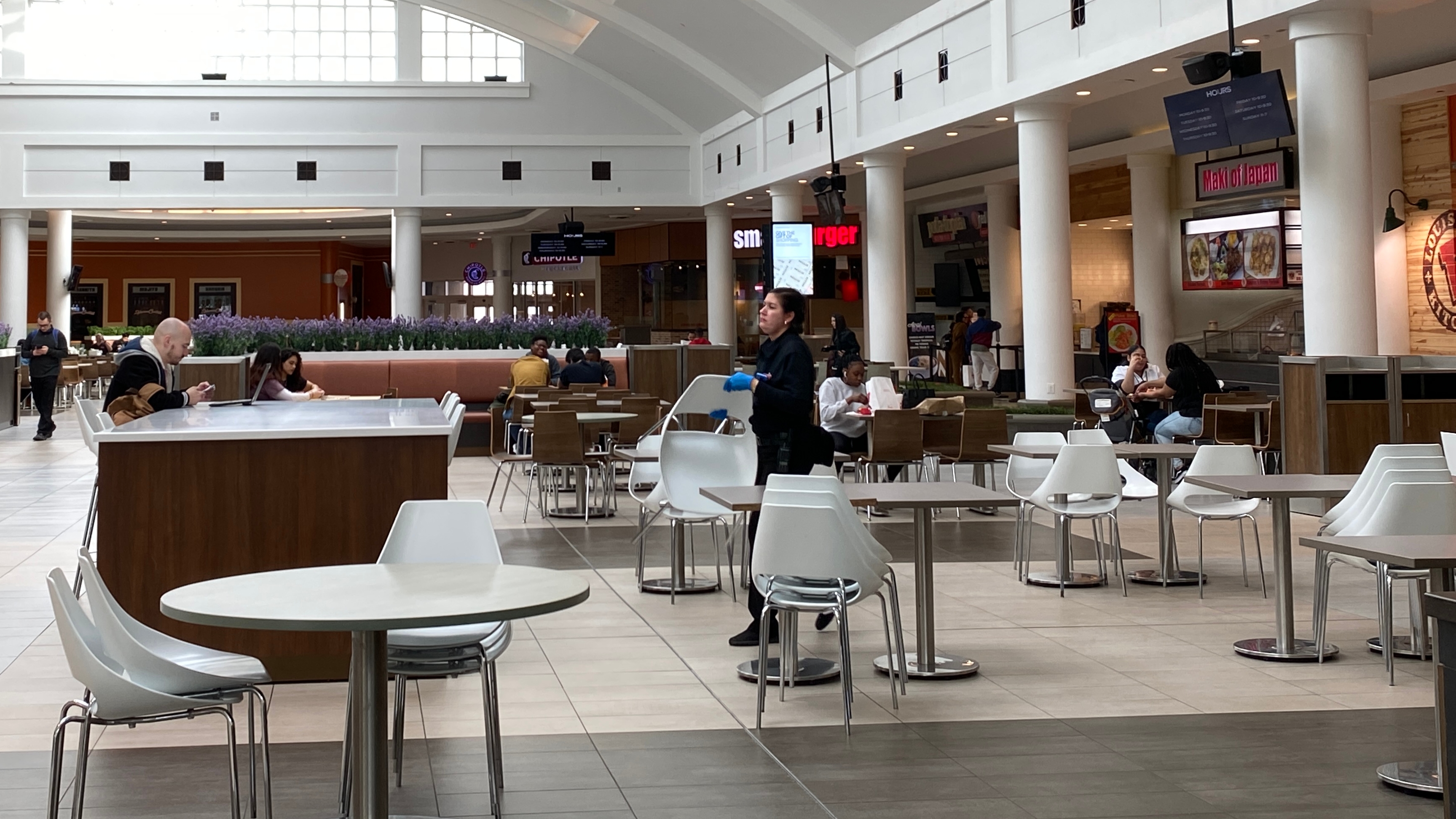 Mall shoppers may soon be able to order food court delivery 