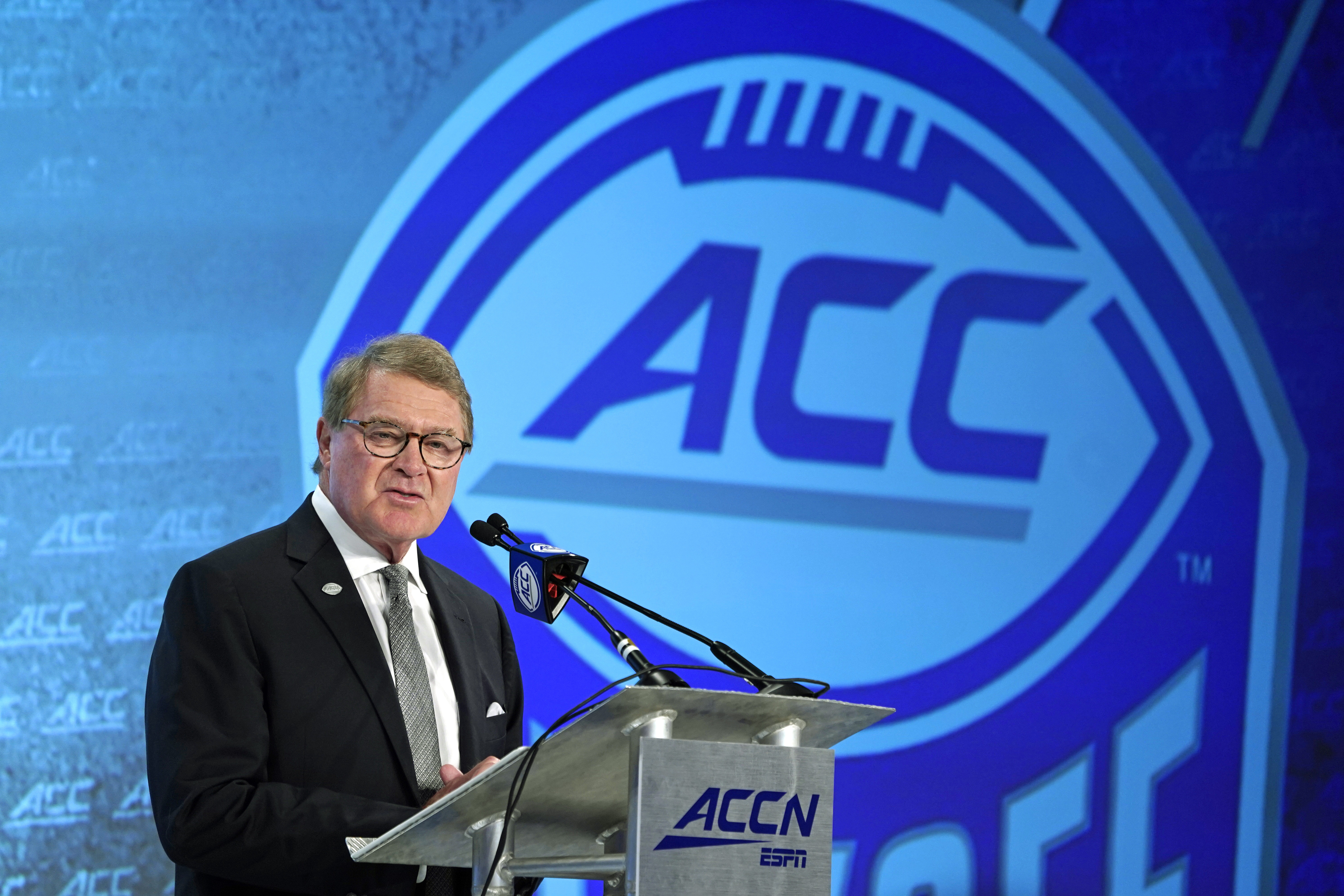 ACC will play '10+1' football schedule in 2020; Notre Dame will be eligible  for title game 