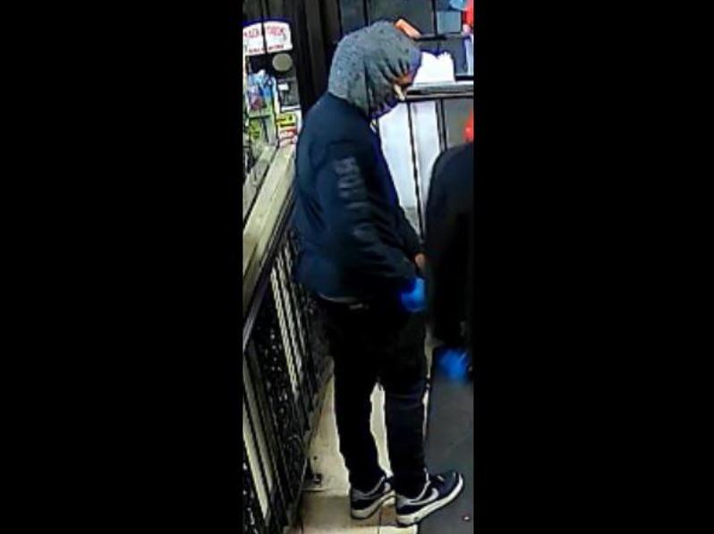 Dee's Package Store Robbery - al.com