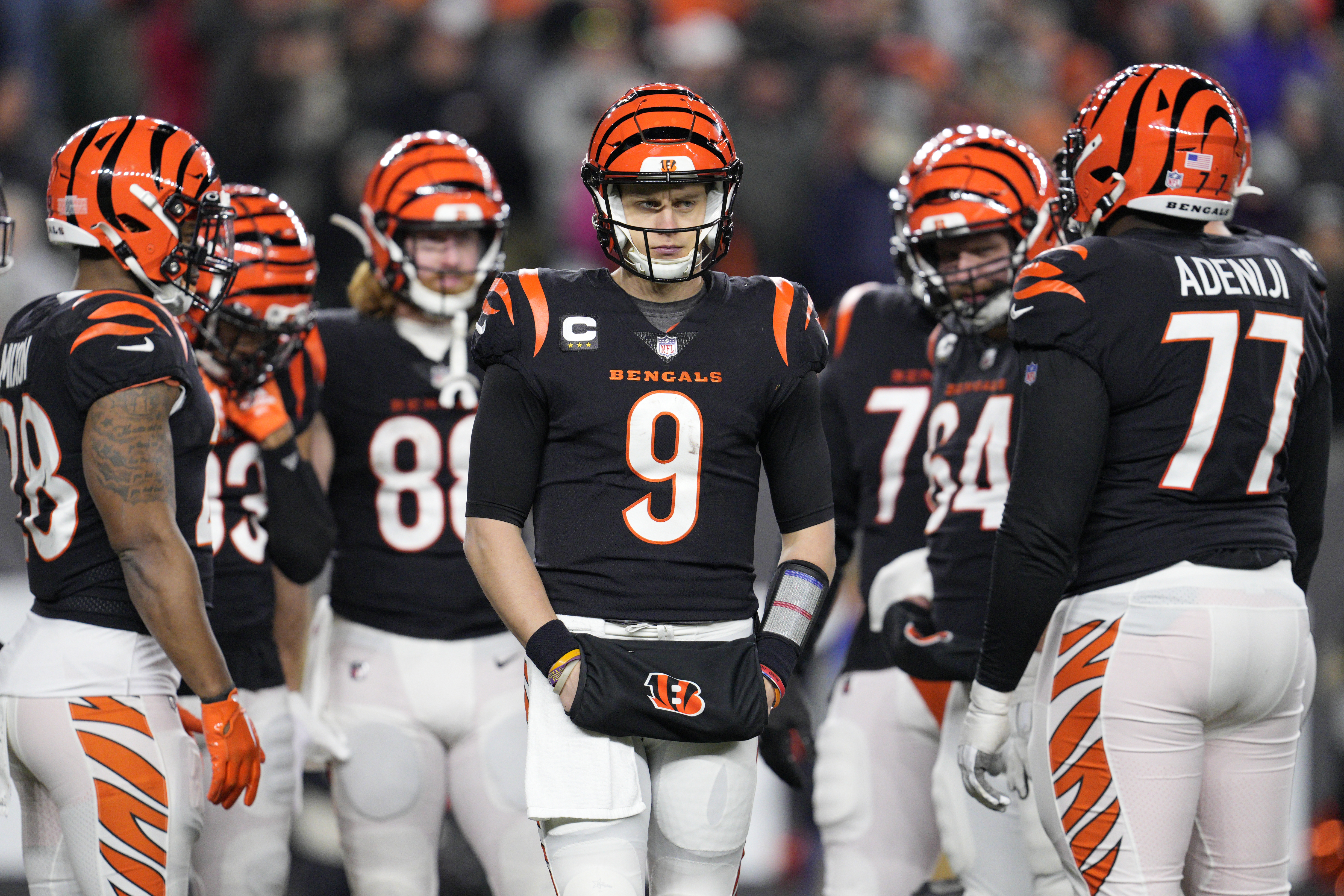 Cincinnati Bengals owner presses to limit players' workers comp claims, NFL  players' union says 