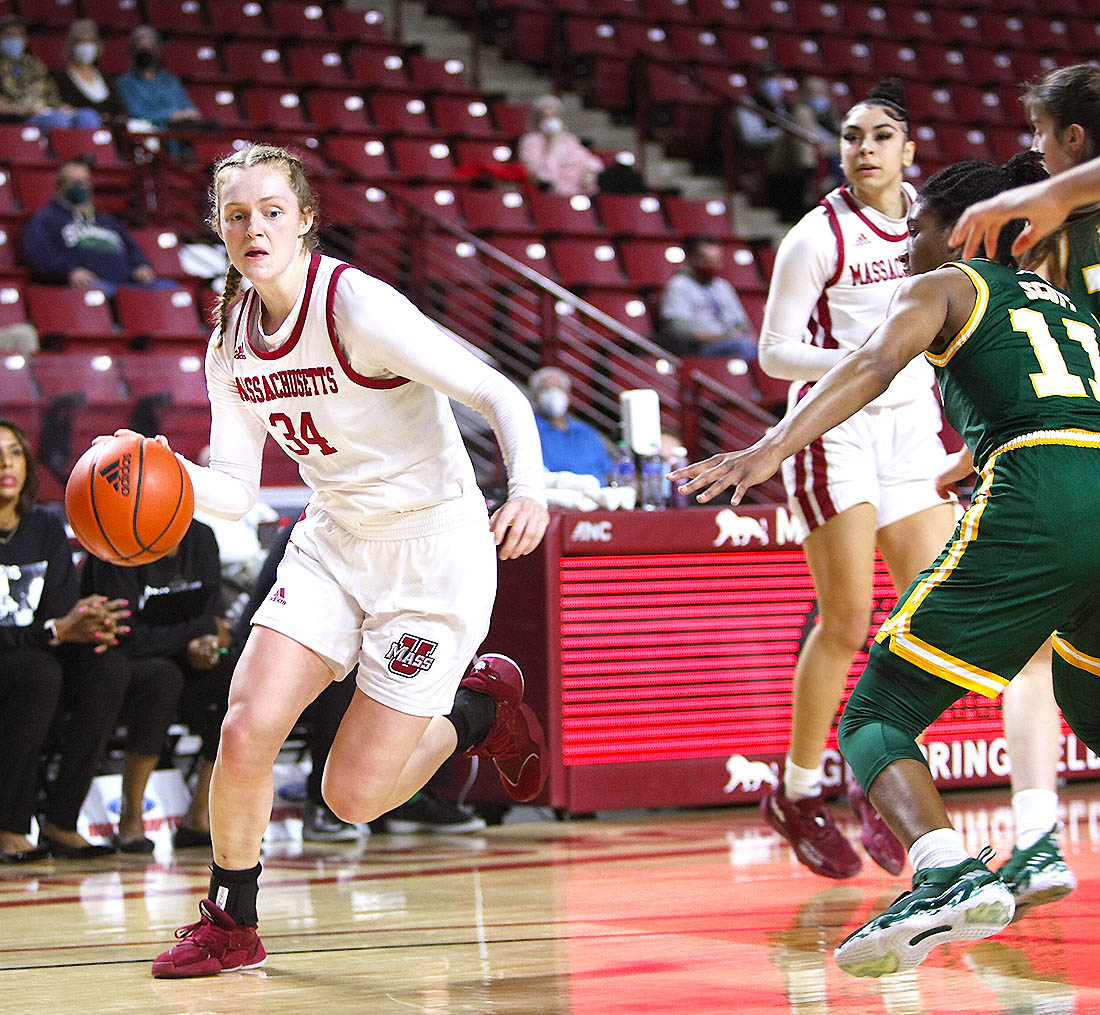 UMass Women's Basketball vs George Mason 2/11/22 - masslive.com