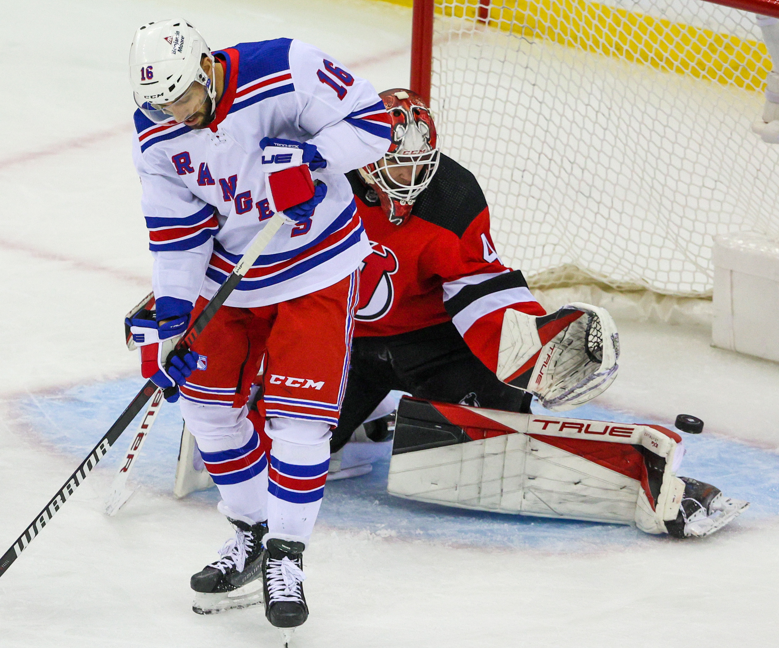 Buckle up, Devils fans: With Akira Schmid, this playoff run might