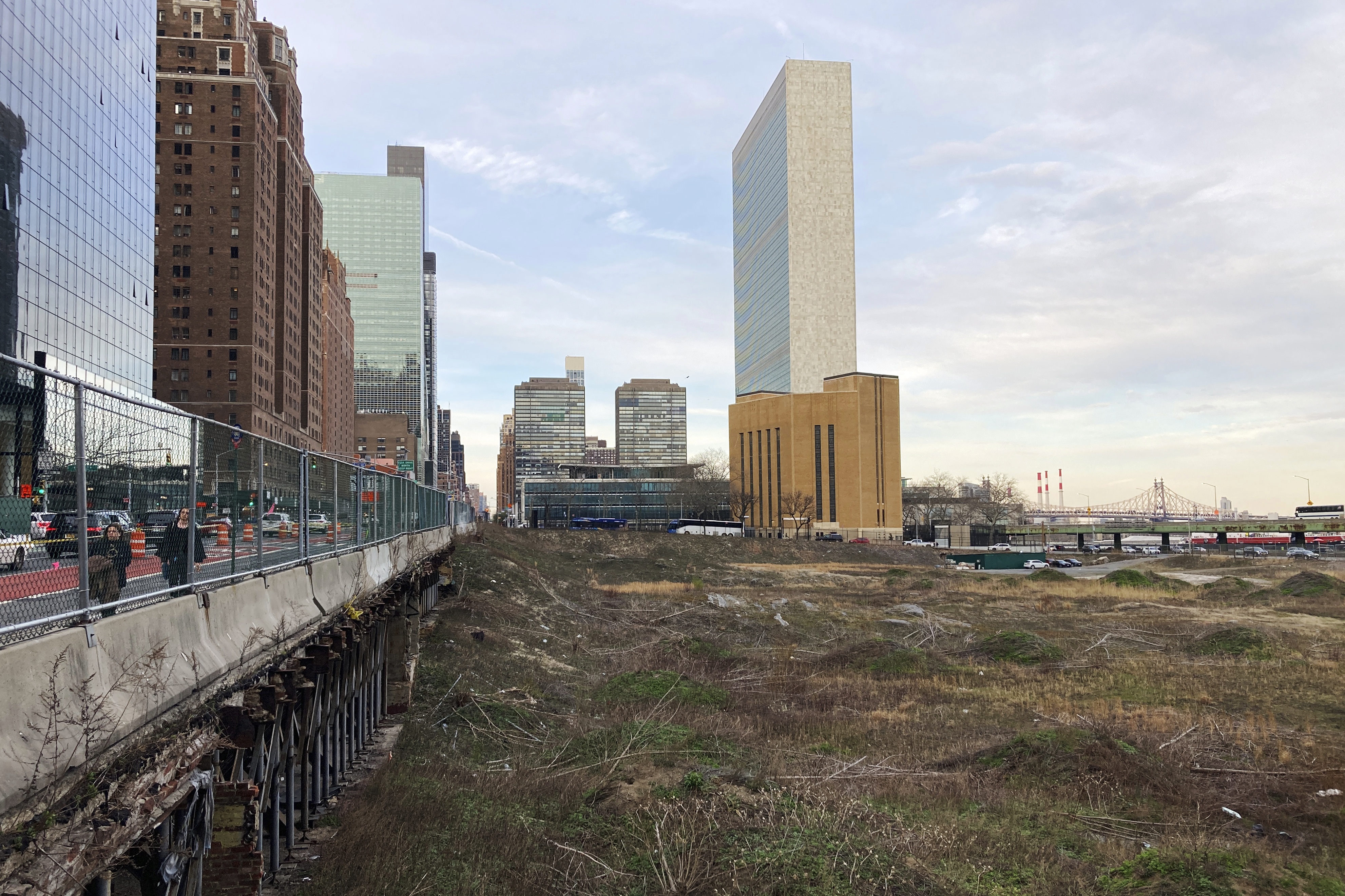 No casino in Manhattan as all proposals are rejected by locals