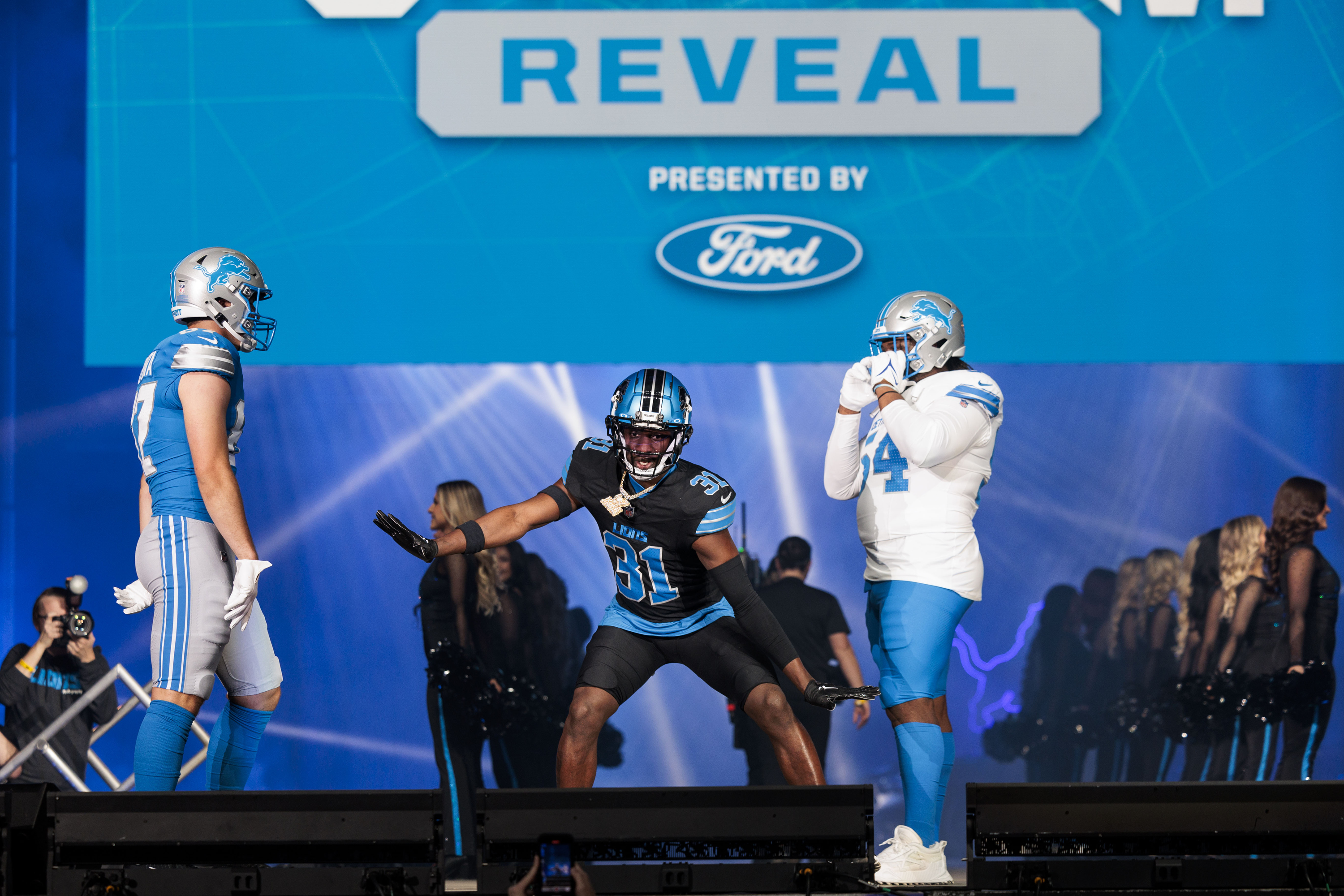 Detroit Lions uniforms unveiled - mlive.com