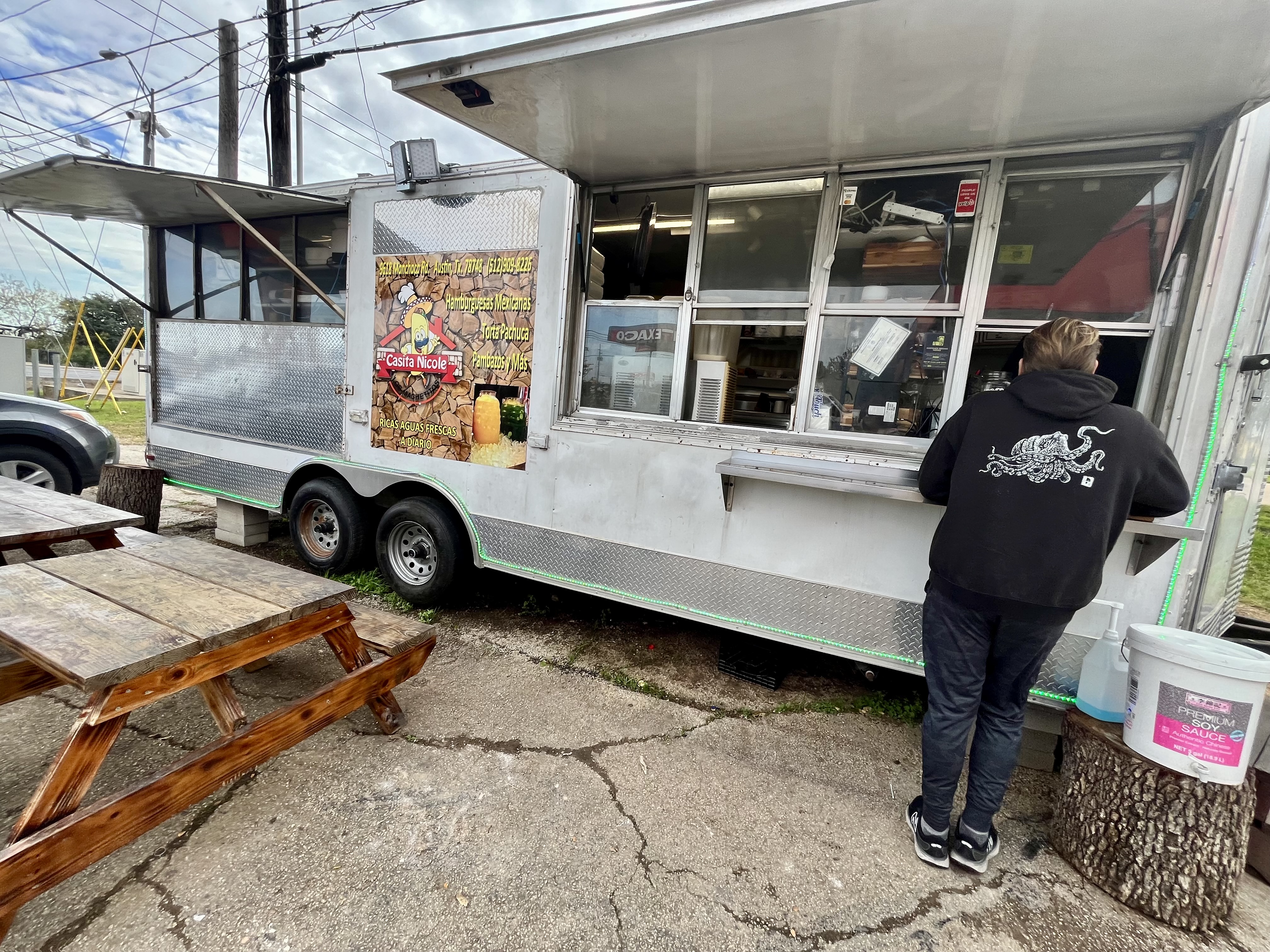 Food truck in South Austin serves up massively scrumptious machete 