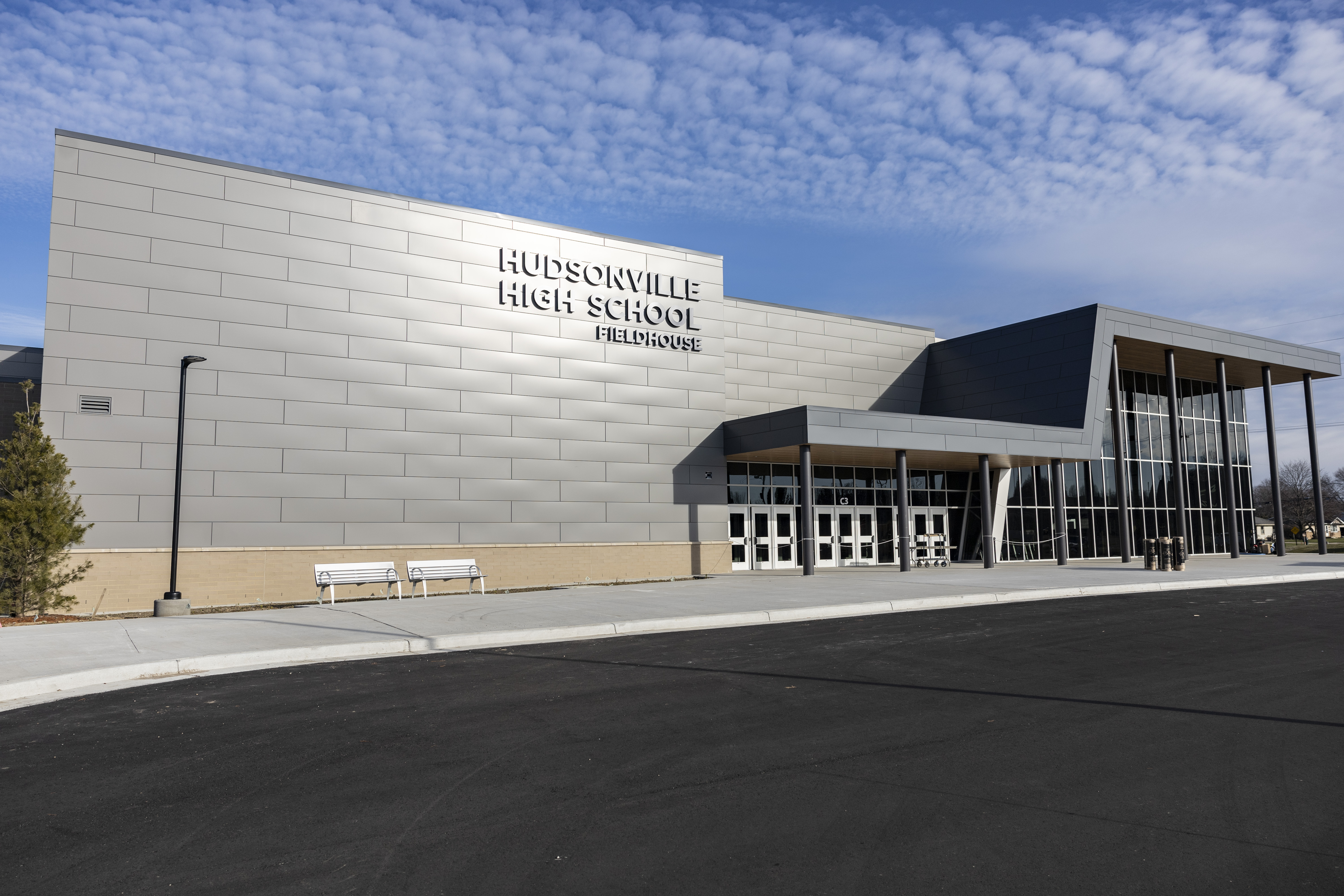 Take a look inside Hudsonville High School's new $26.5M fieldhouse 