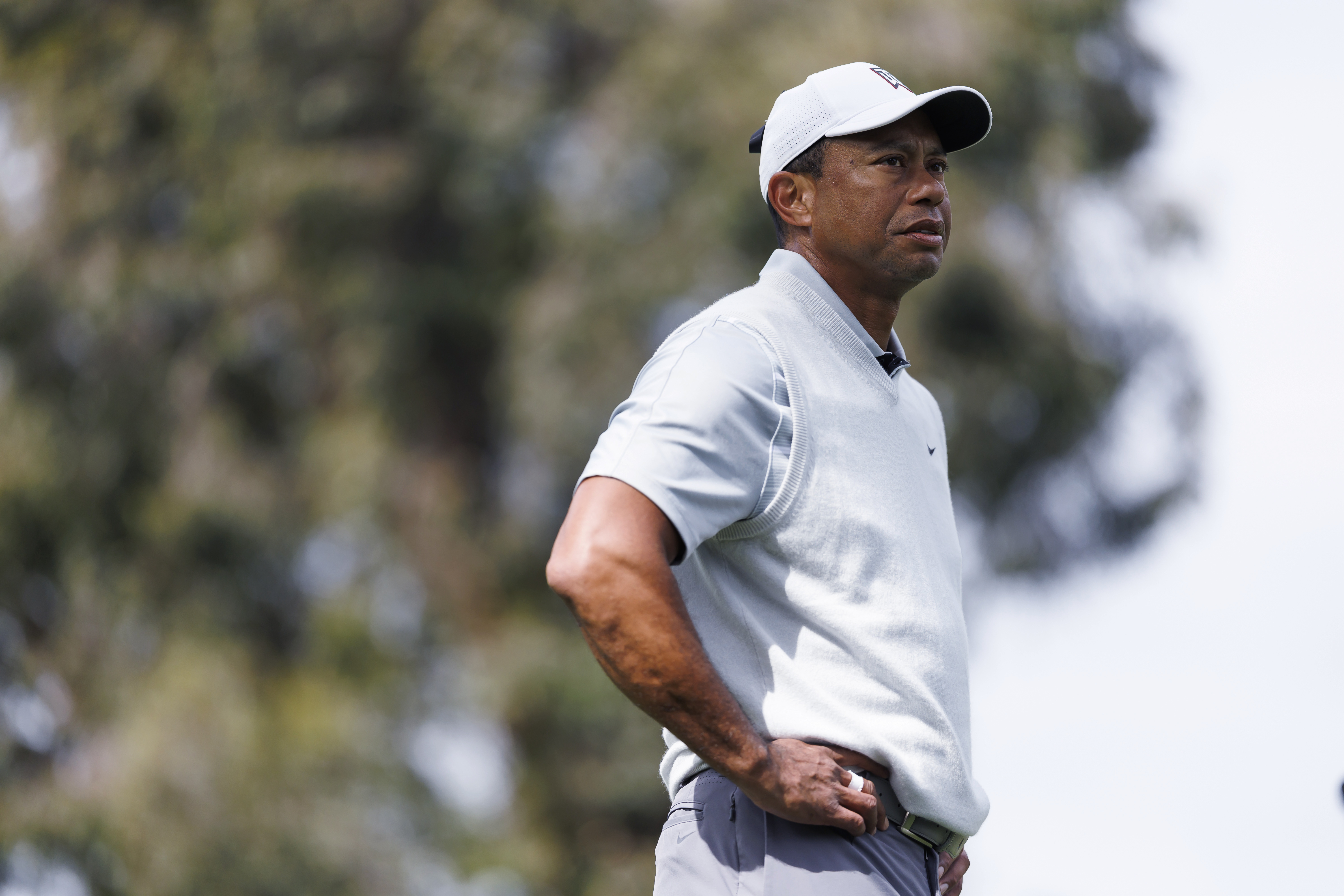 Tiger Woods gains some momentum with weekend 67 at Riviera