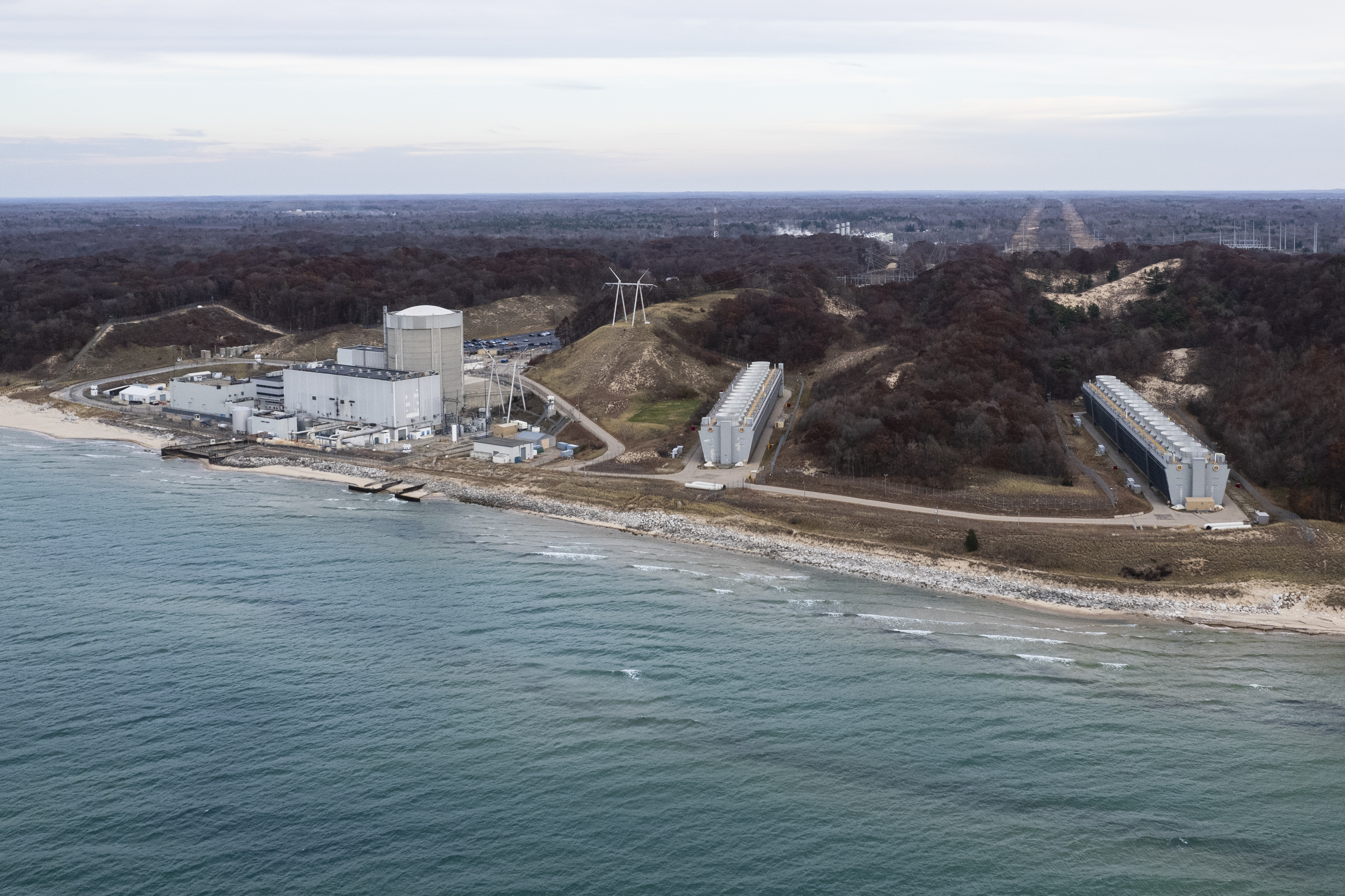 Retired Michigan nuclear plant's reopening delayed to 2026 - mlive.com