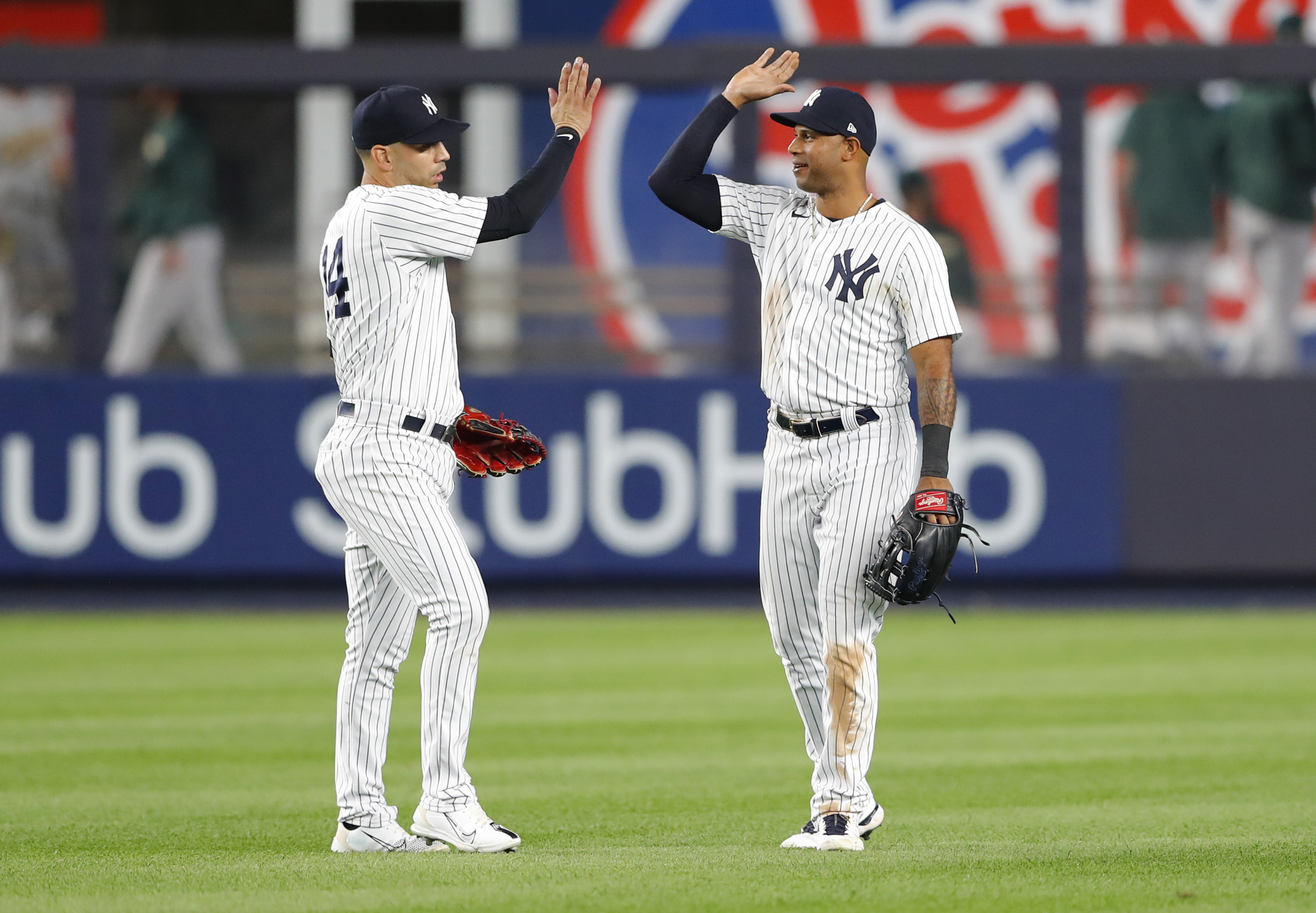 Jose Trevino on go-ahead homer, 06/22/2022