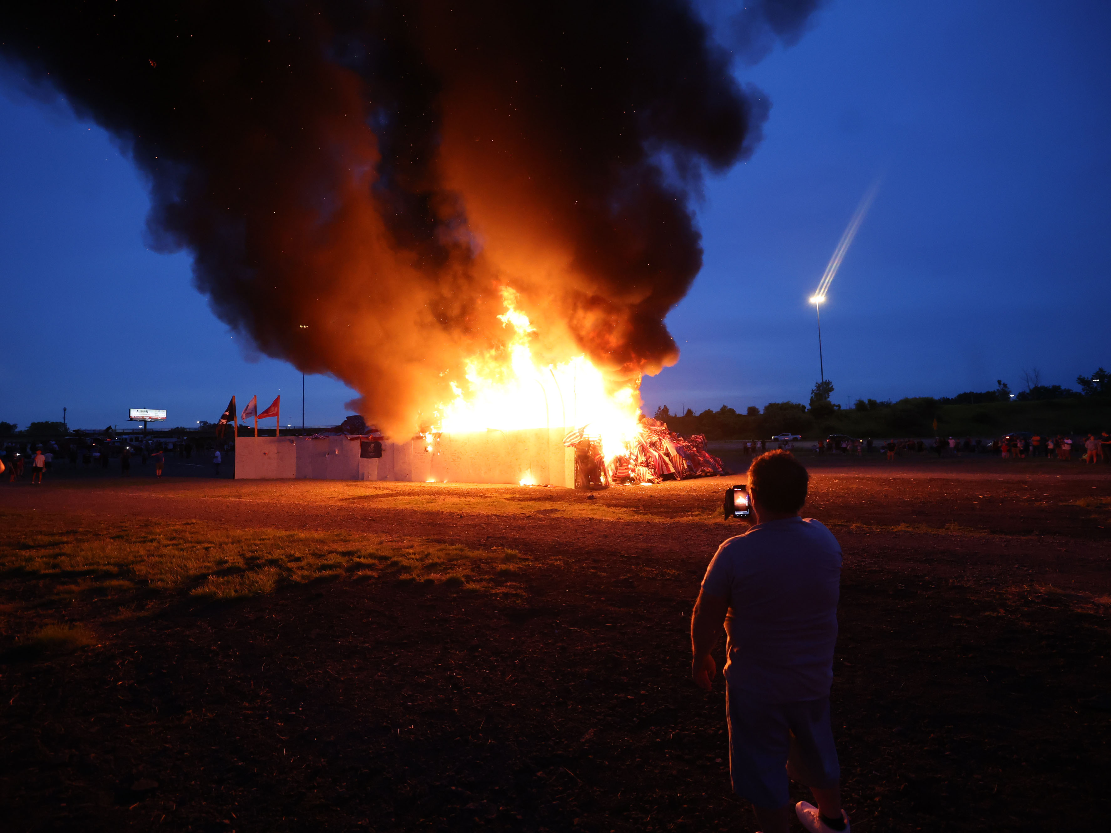 Watchfire 2024: Thousands attend the ceremony to honor those in the ...