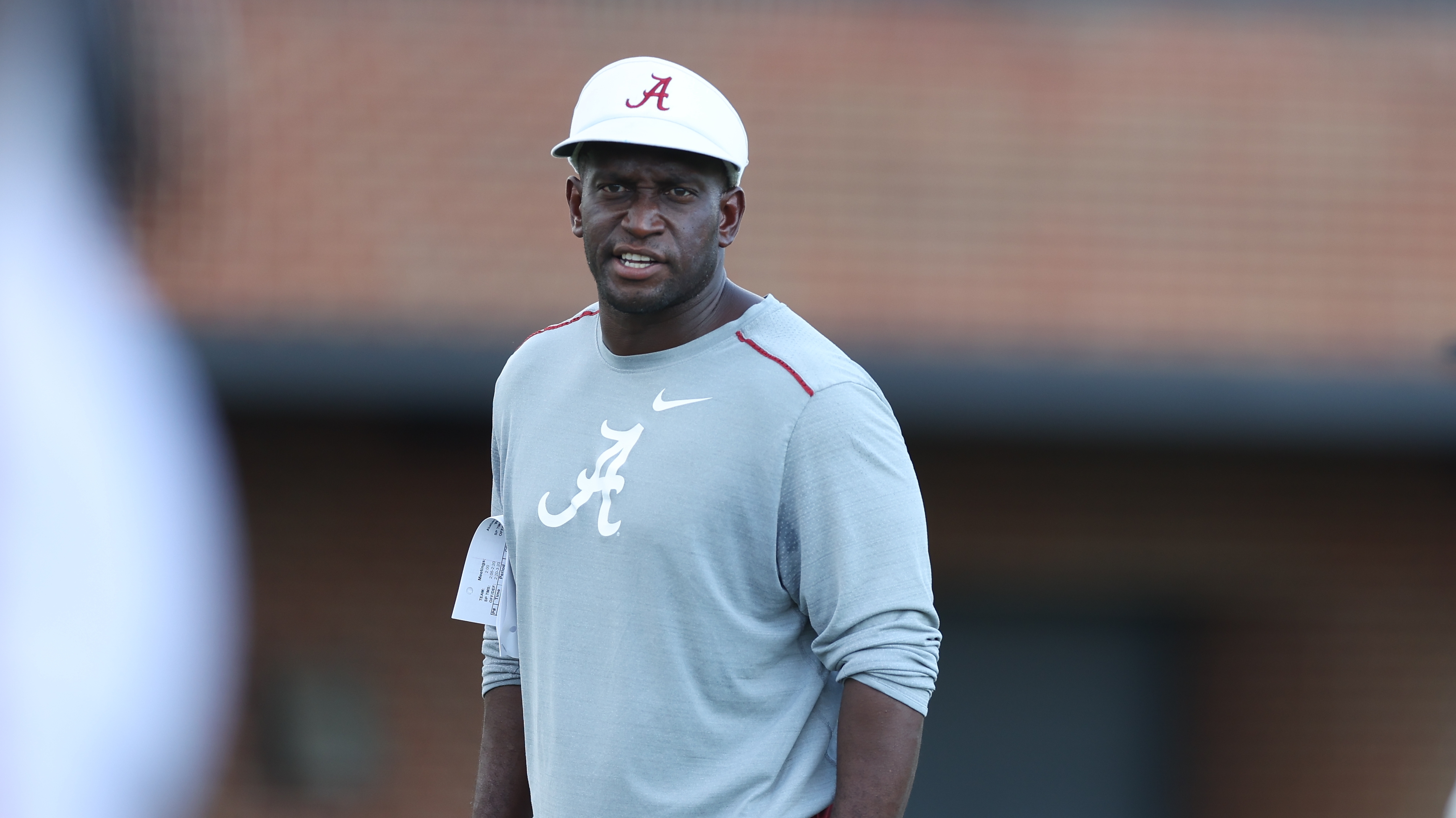 Travaris Robinson Leaves Alabama to Join Georgia's Coaching Staff