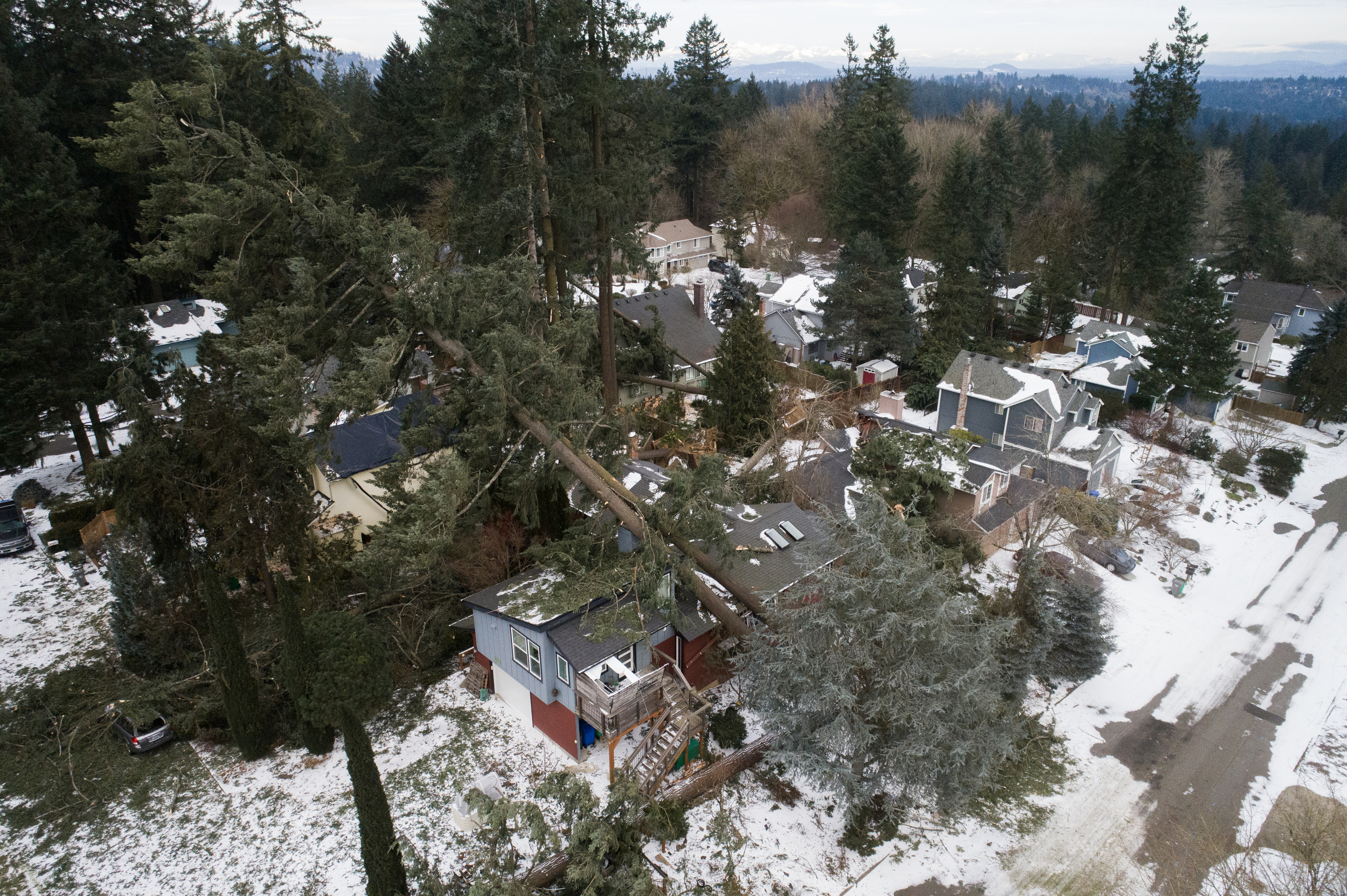 Le gouverneur de l'Oregon déclare l'état d'urgence en raison de la tempête hivernale