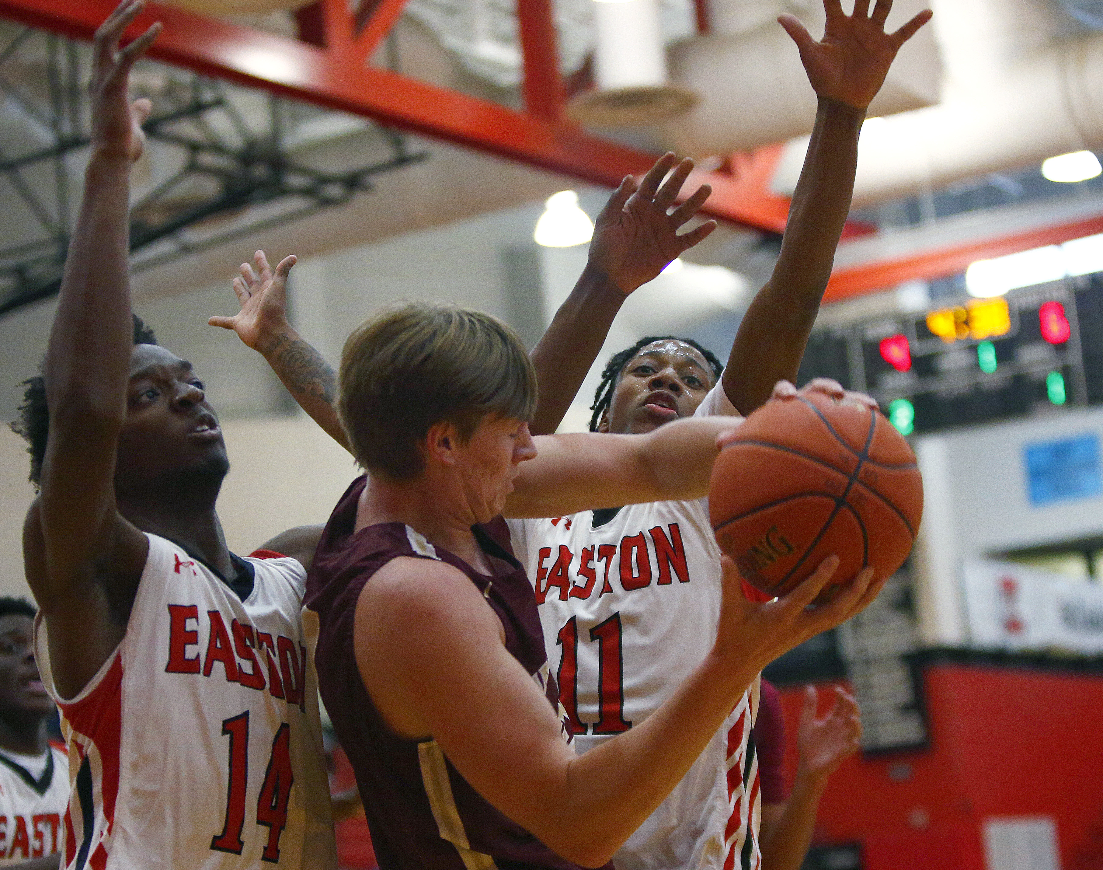 Easton boys basketball hosts Whitehall on Dec. 3, 2022 ...