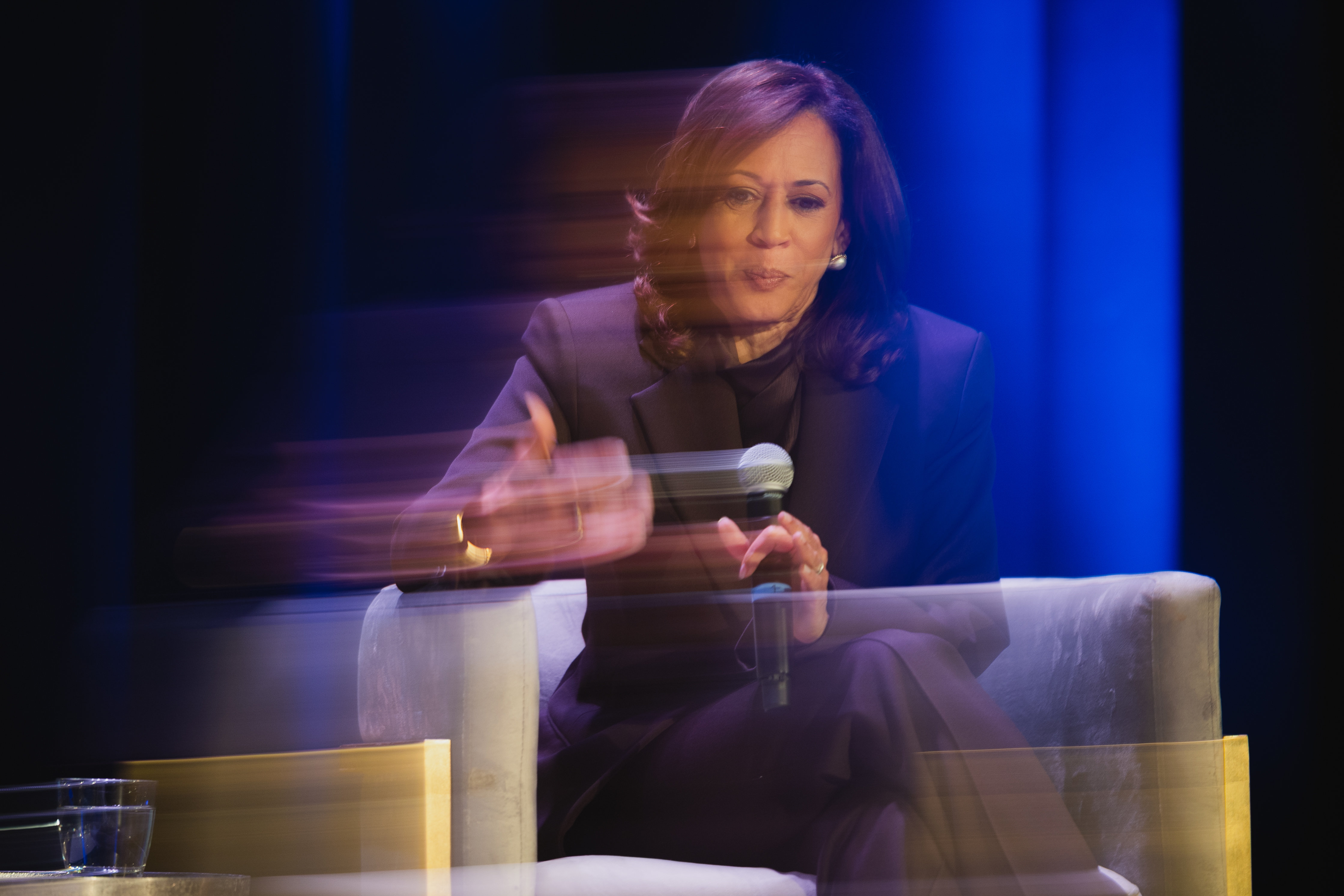 Former Vice President Kamala Harris visits Birmingham on book tour - al.com