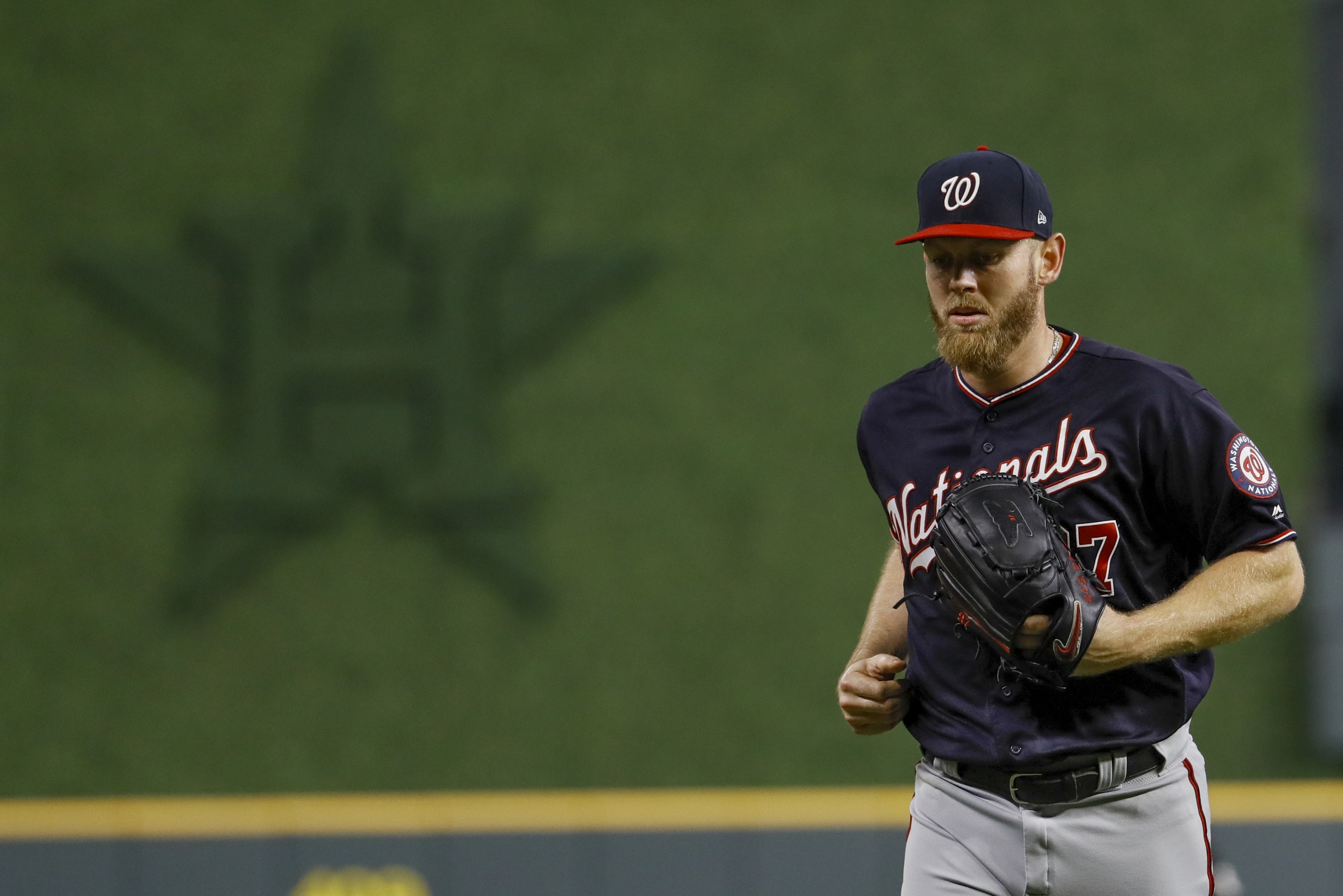 Stephen Strasburg signs seven-year, $245 million deal with