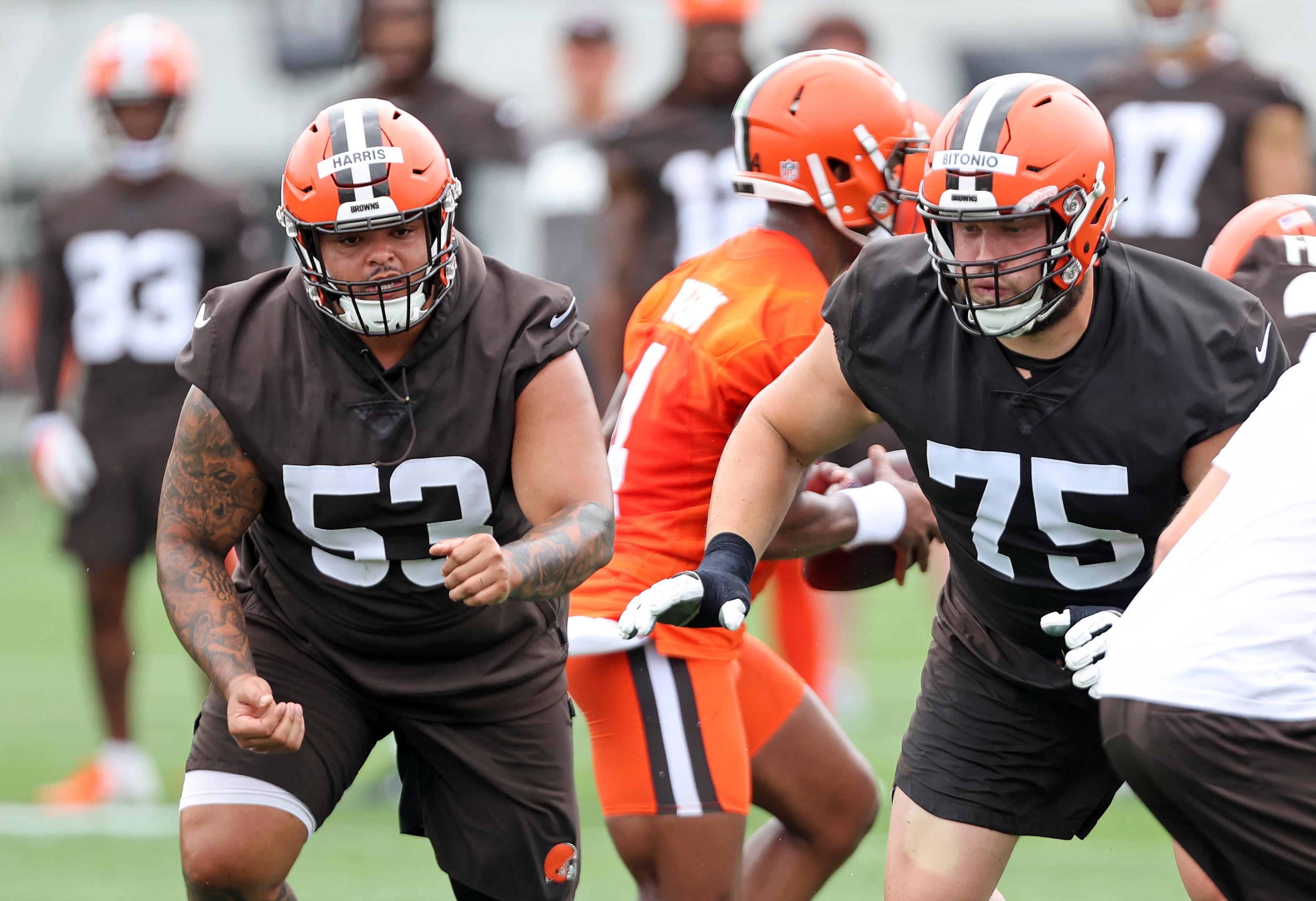 Harrison Bryant suffers a high ankle sprain; Browns long snapper Charley  Hughlett, fullback Johnny Stanton placed on COVID-19 lists 