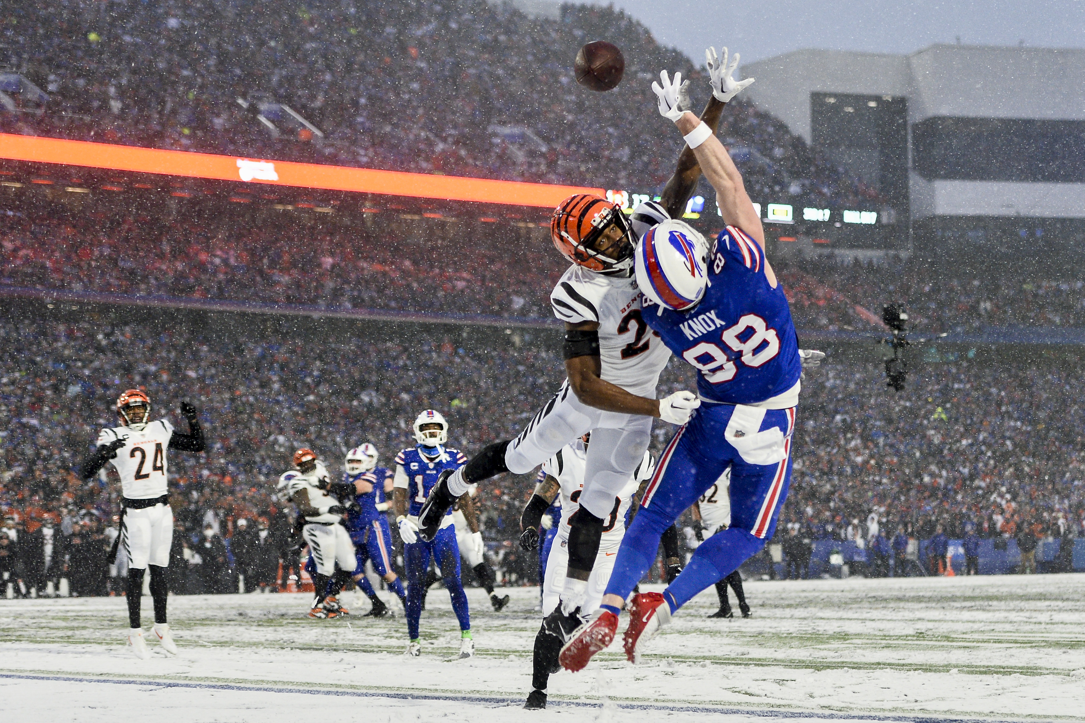 Buffalo Bills cornerback Tre'Davious White (27) defends during an NFL  divisional round playoff football game Sunday, Jan. 22, 2023, in Orchard  Park, NY. (AP Photo/Matt Durisko Stock Photo - Alamy