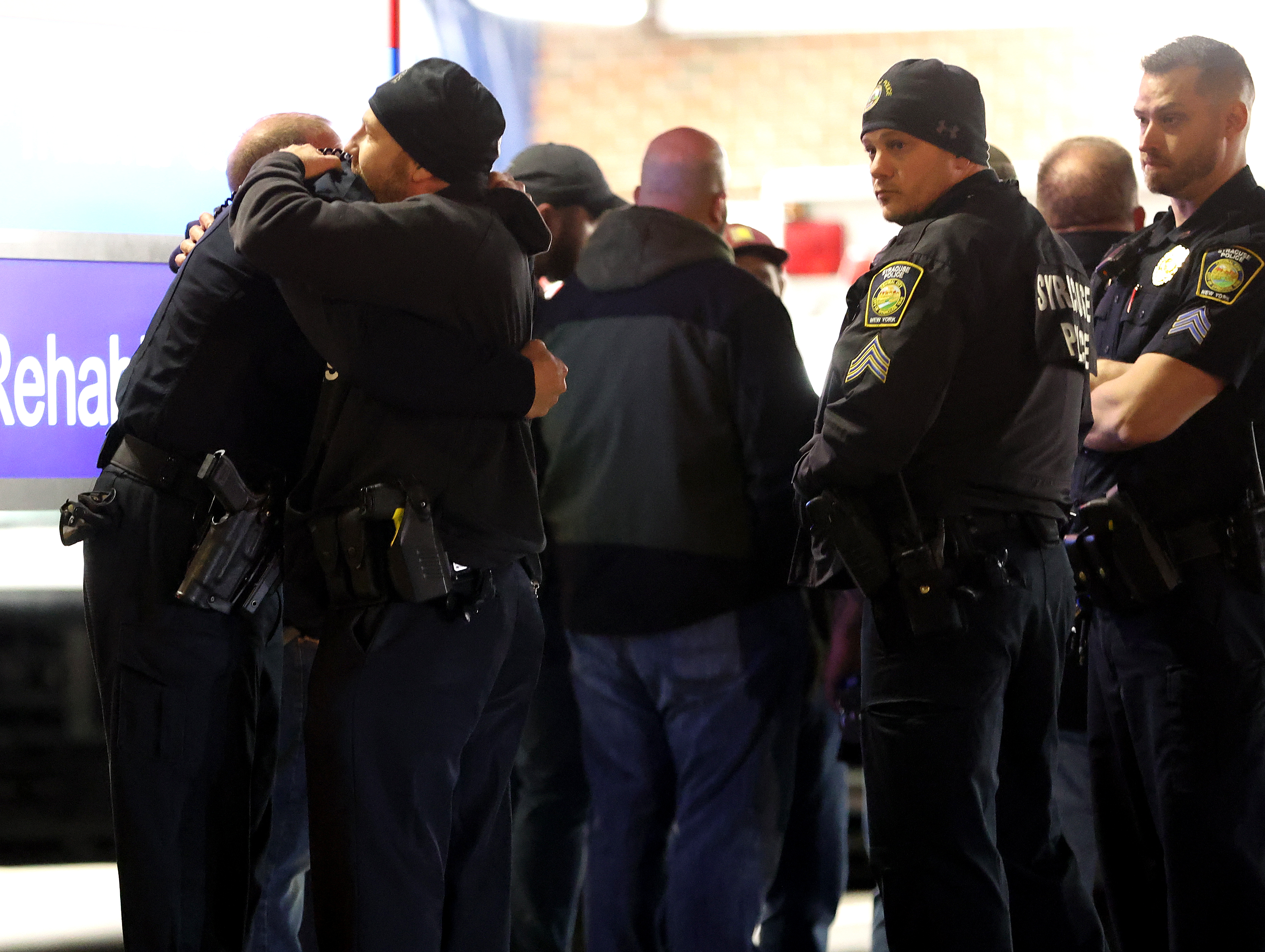Two police officers killed in shooting in Salina - syracuse.com