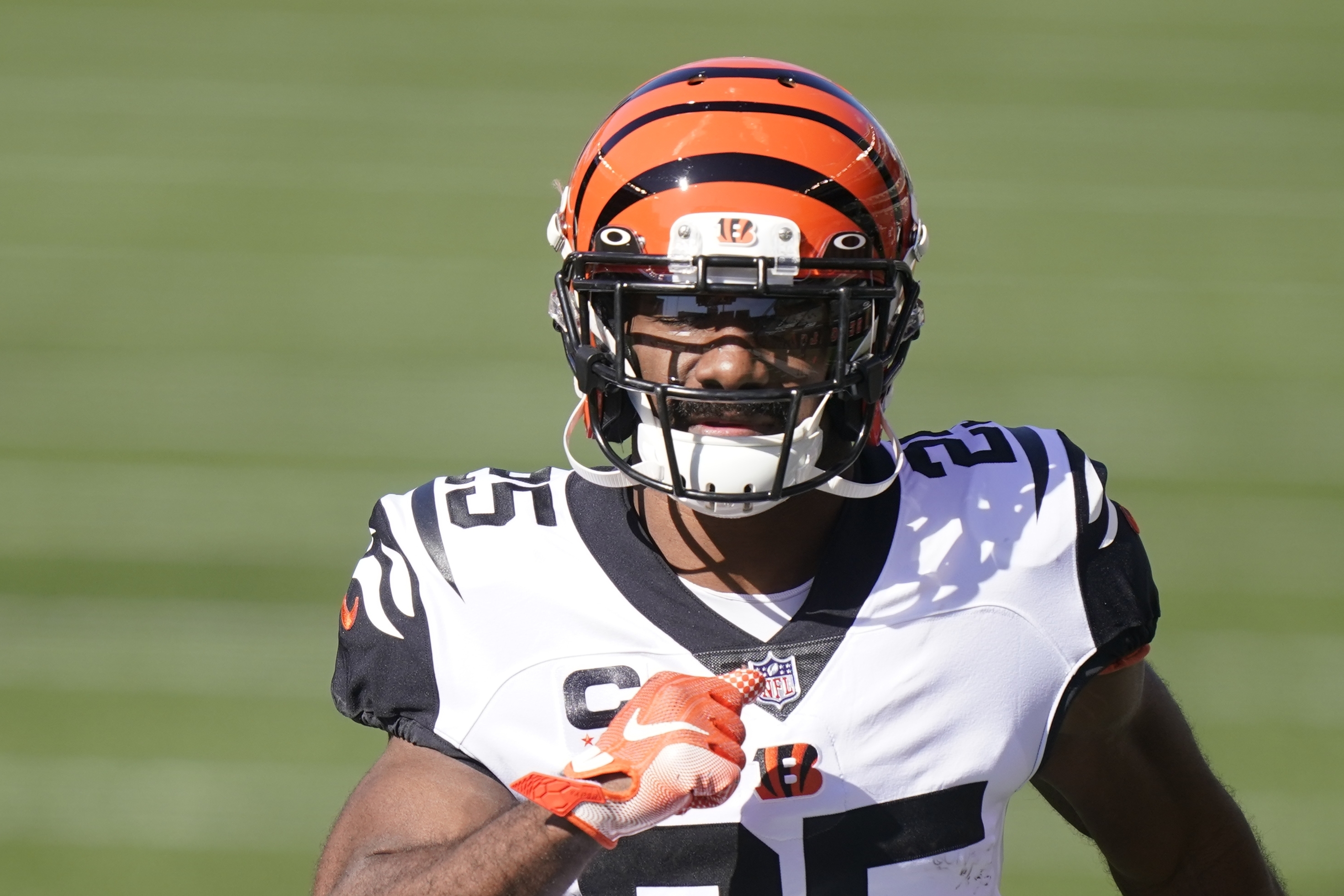 Giovani Bernard signs one-year deal with the Tampa Bay Buccaneers