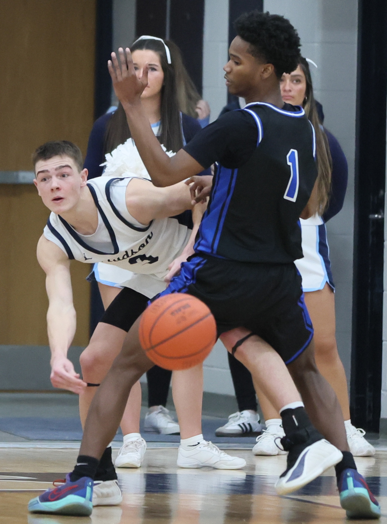 High school boys basketball: Hudson vs. Rhodes, February 26, 2026 ...