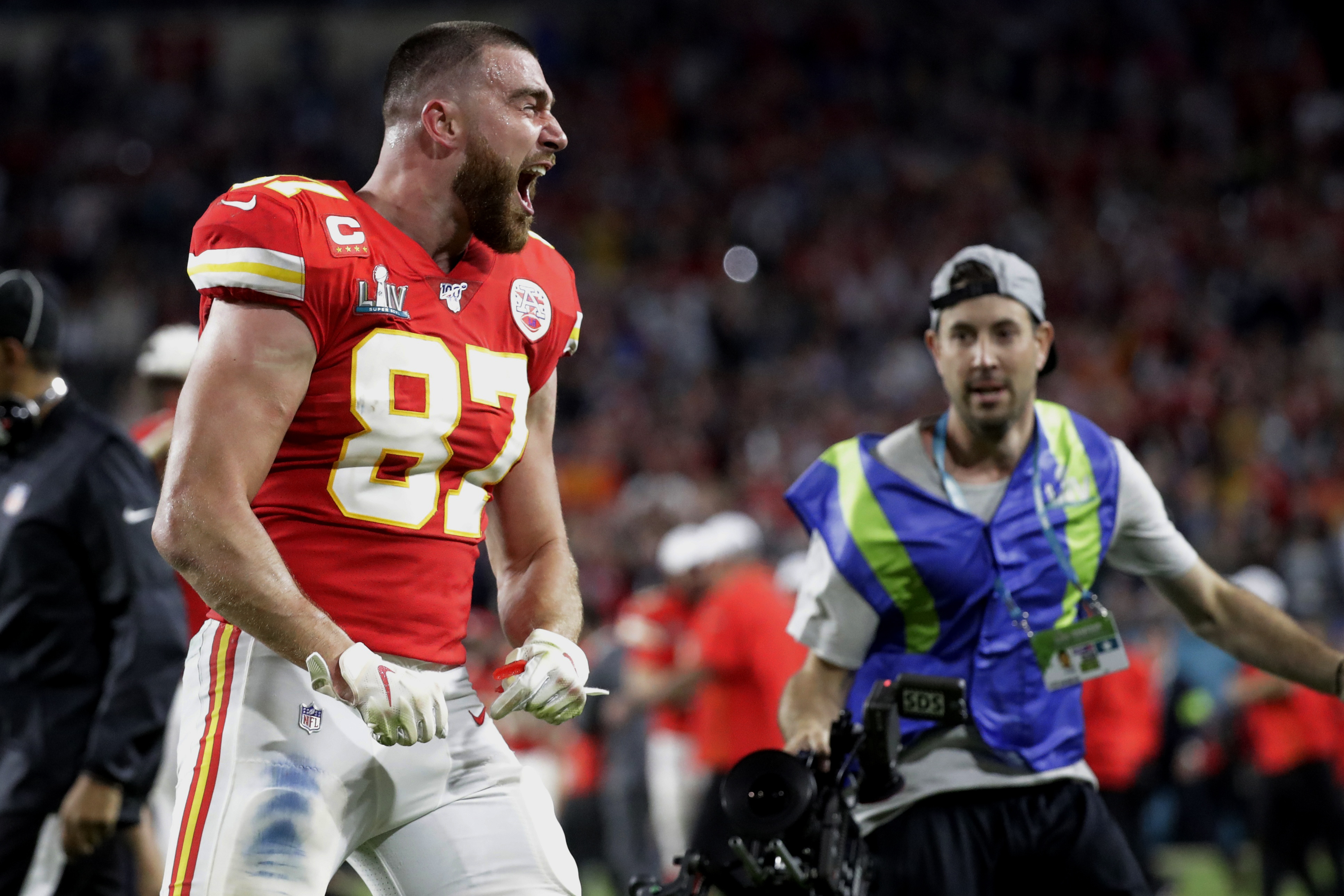 Chiefs TE Travis Kelce Discusses Contract