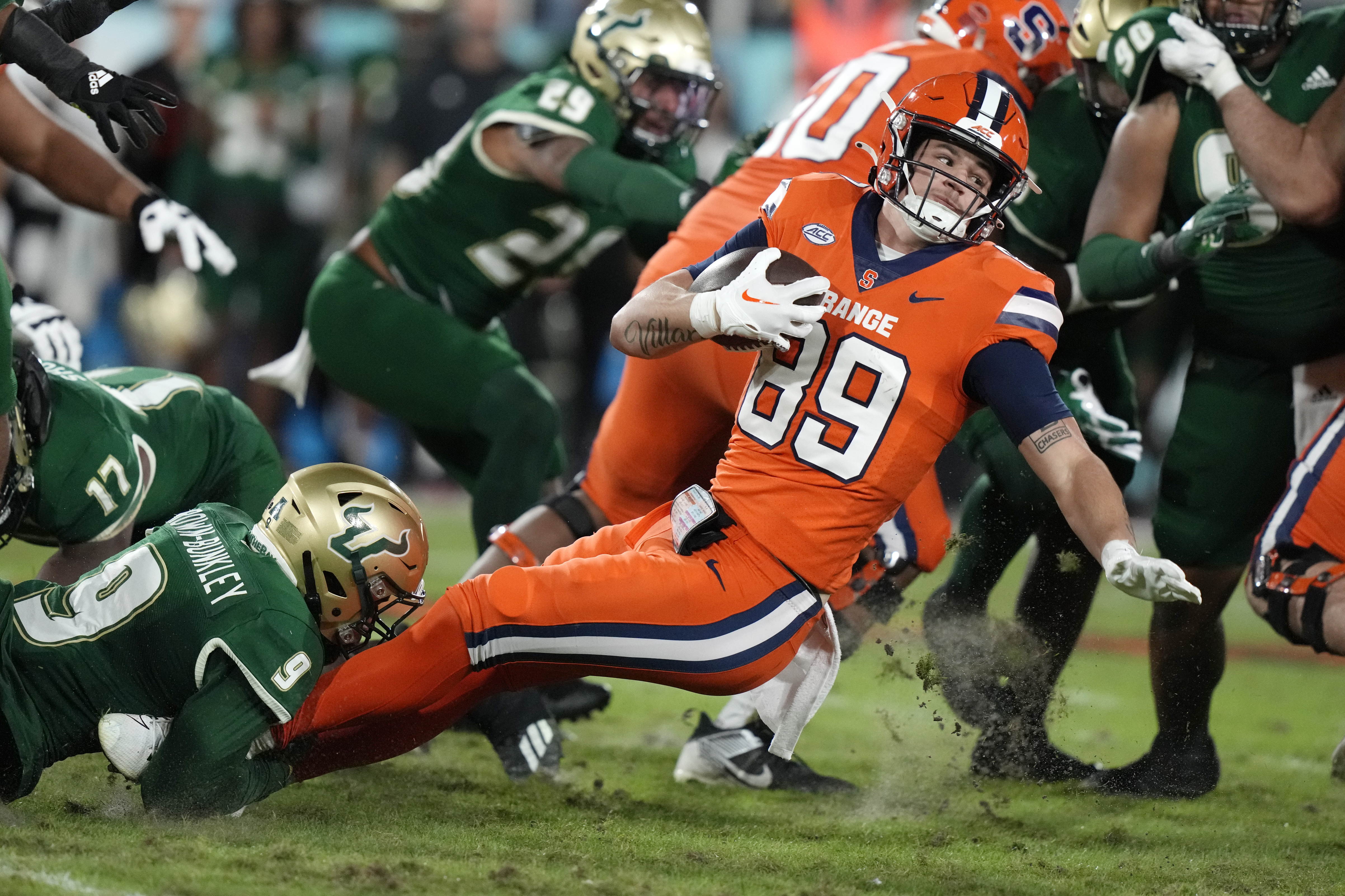 Fiasco in Florida: Syracuse trampled by USF, 45-0, for worst loss of season  in Boca Raton Bowl - syracuse.com