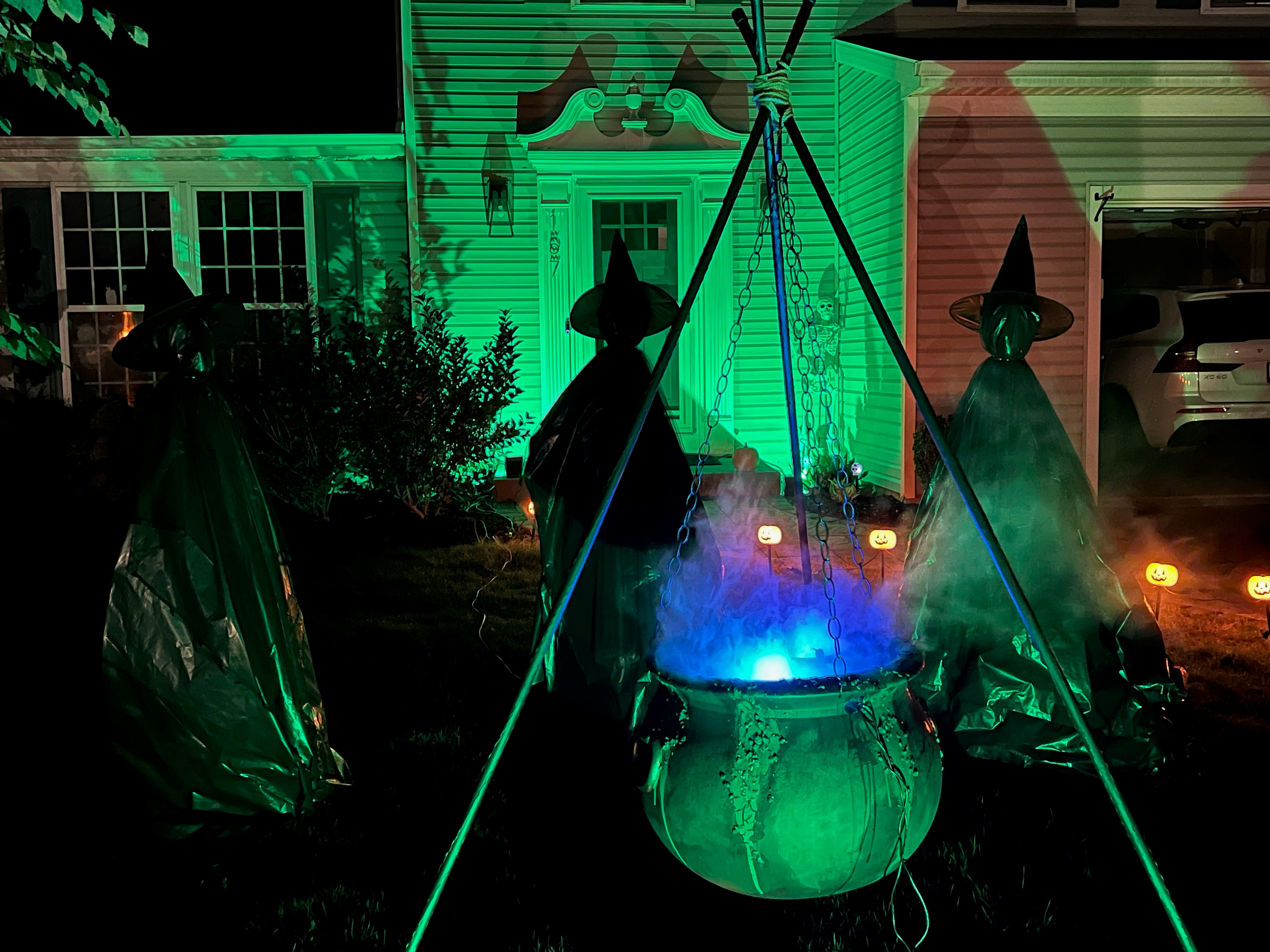 These Houses have the Best Halloween Decorations in Syracuse