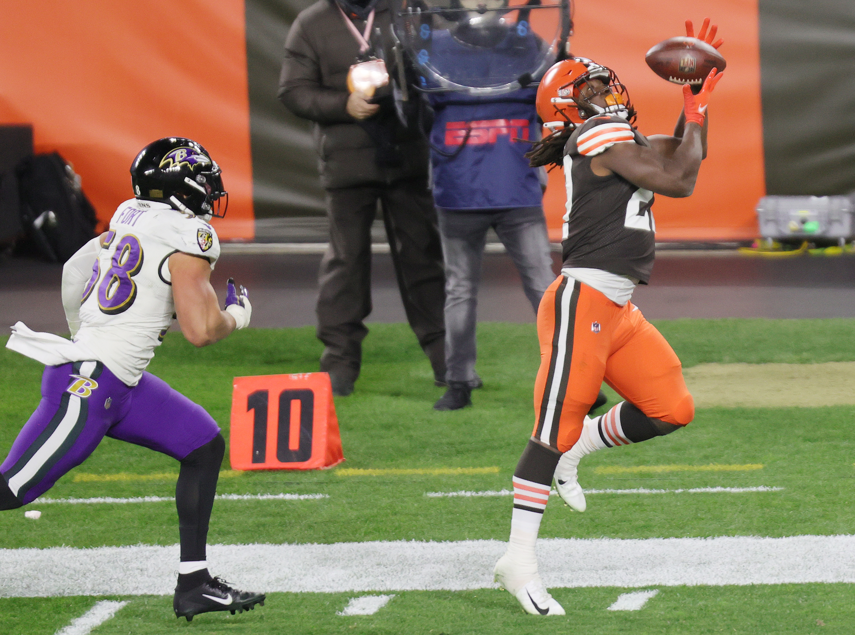 5 Cleveland Browns players to watch against the Patriots on Sunday