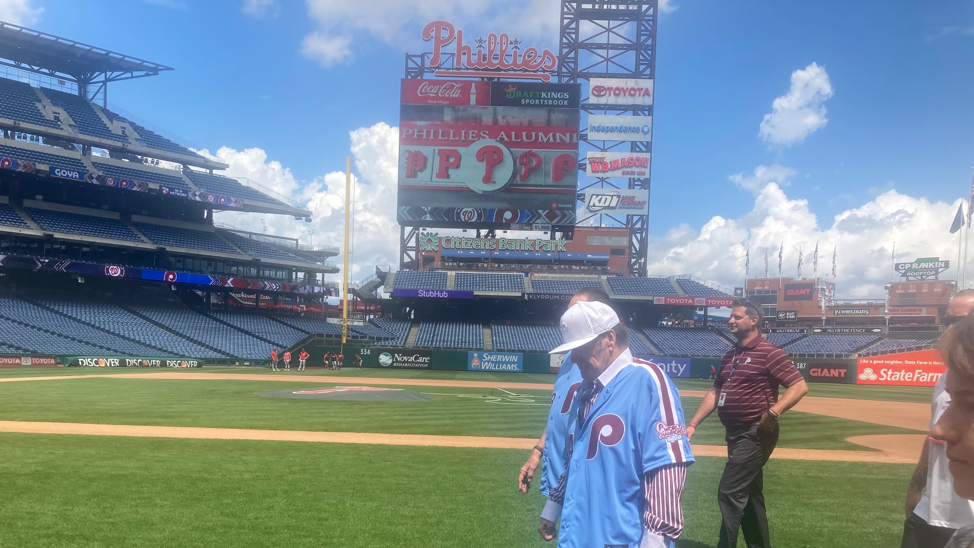 Philadelphia Phillies scrap plans to honor Pete Rose - 6abc