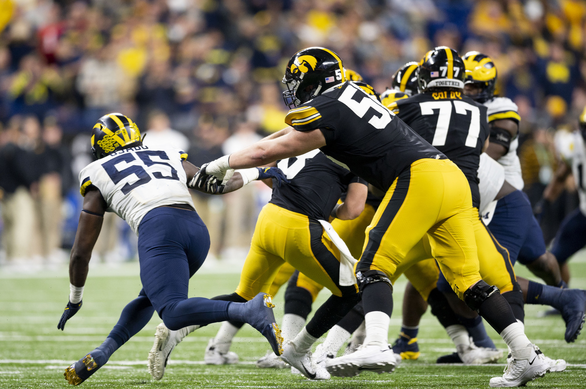 2022 NFL Draft prospect profile - Andrew Stueber, OL, Michigan - Big Blue  View