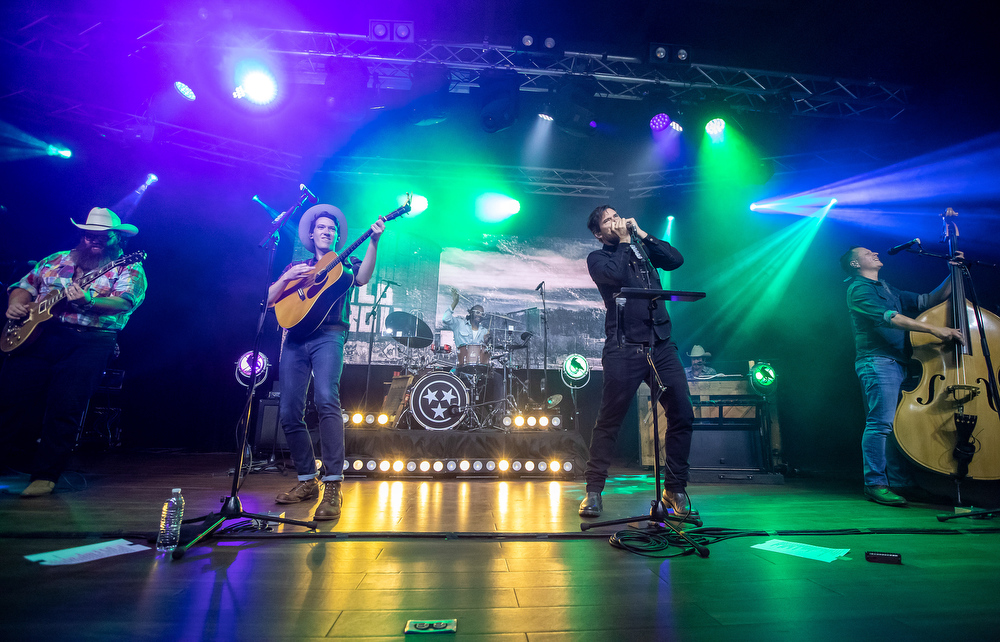 Old Crow Medicine Show Performs At Xl Live - Pennlive.com