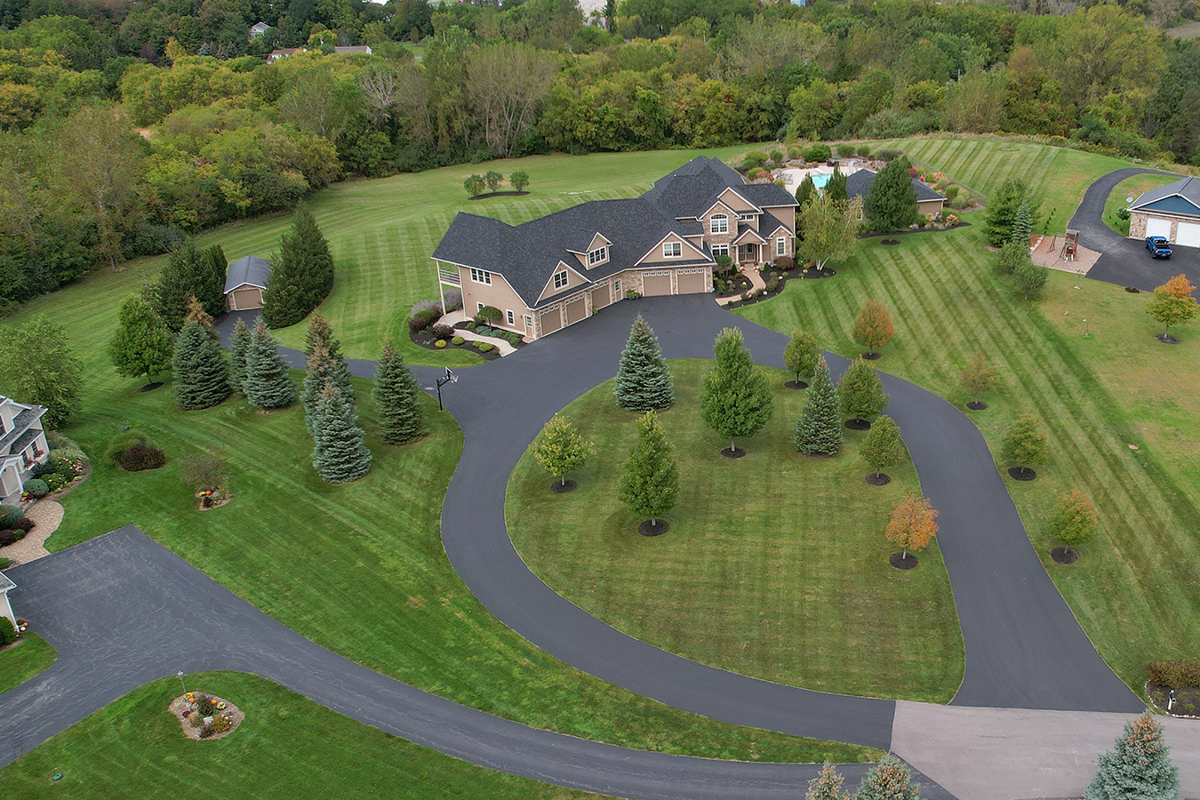 Owner entertained the masses at his Chittenango home
