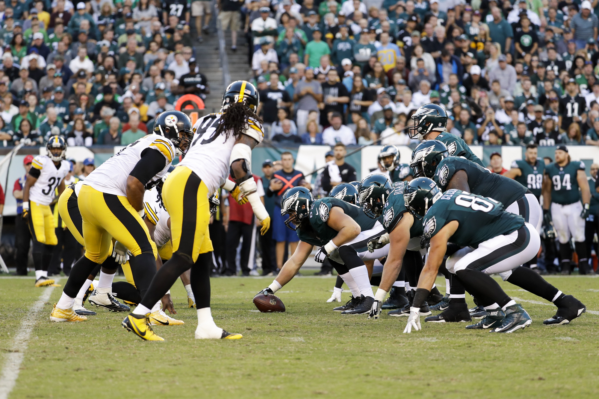 NFL Week 5 Picks, Odds: Eagles vs Rams, Ravens vs Steelers, Texans