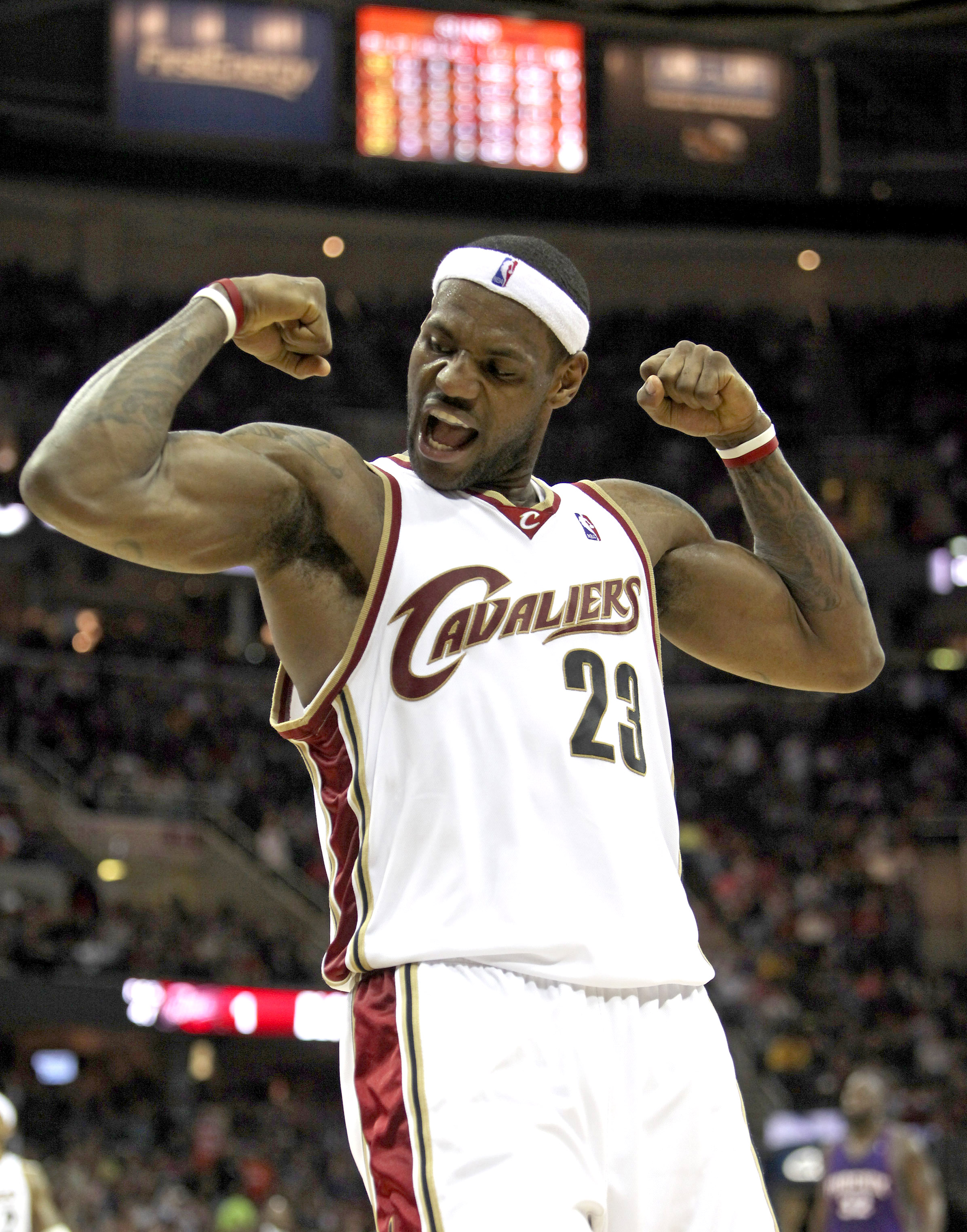 Cleveland Cavaliers' LeBron James flexes after taking a hard foul by Phoenix Suns' Jason Richardson and making the shot in the second quarter Wednesday, February 11, 2009 at Quicken Loans arena in Cleveland.  (Joshua Gunter/ The Plain Dealer)