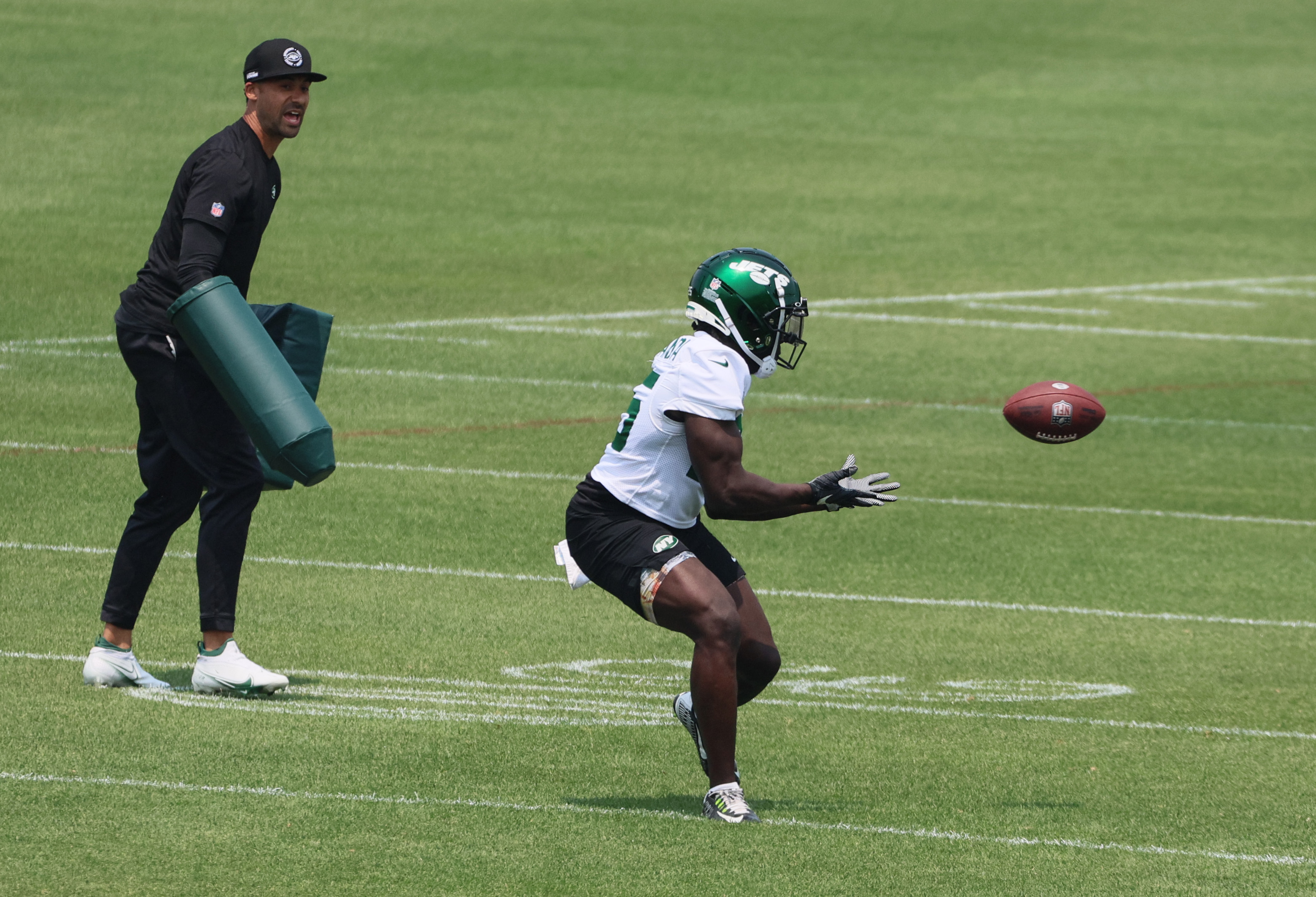 Jets' Quinnen Williams to skip voluntary workouts unless he gets new deal -  Newsday