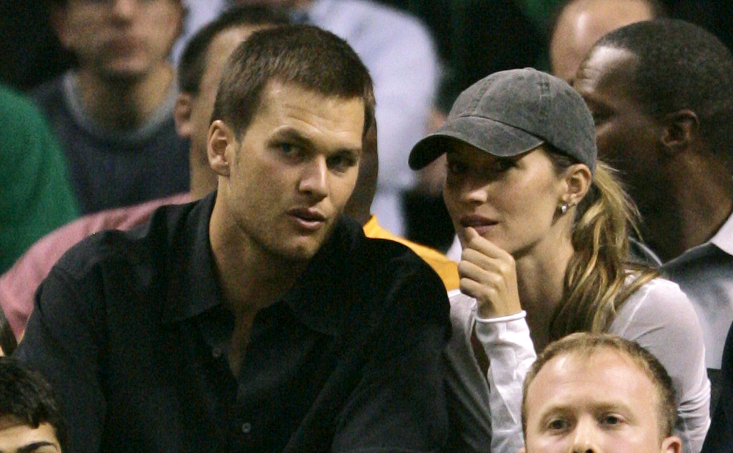 Gisele Bündchen Denies Giving Tom Brady Ultimatum: 'Craziest Thing