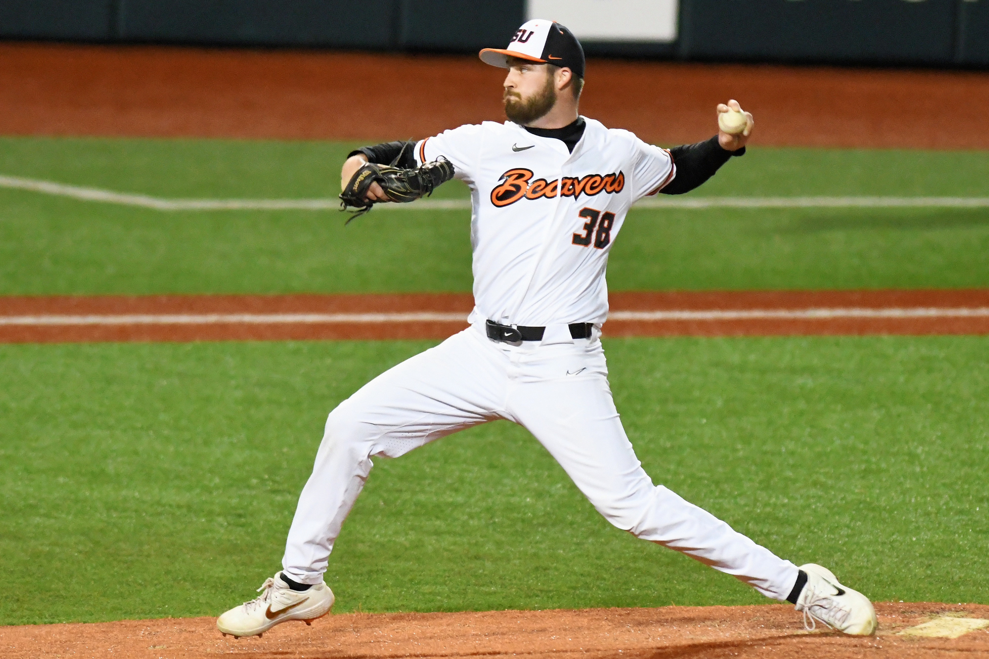 Troy Claunch continues legacy of 'Catcher U' for Oregon State baseball:  'There's no team without Troy' 