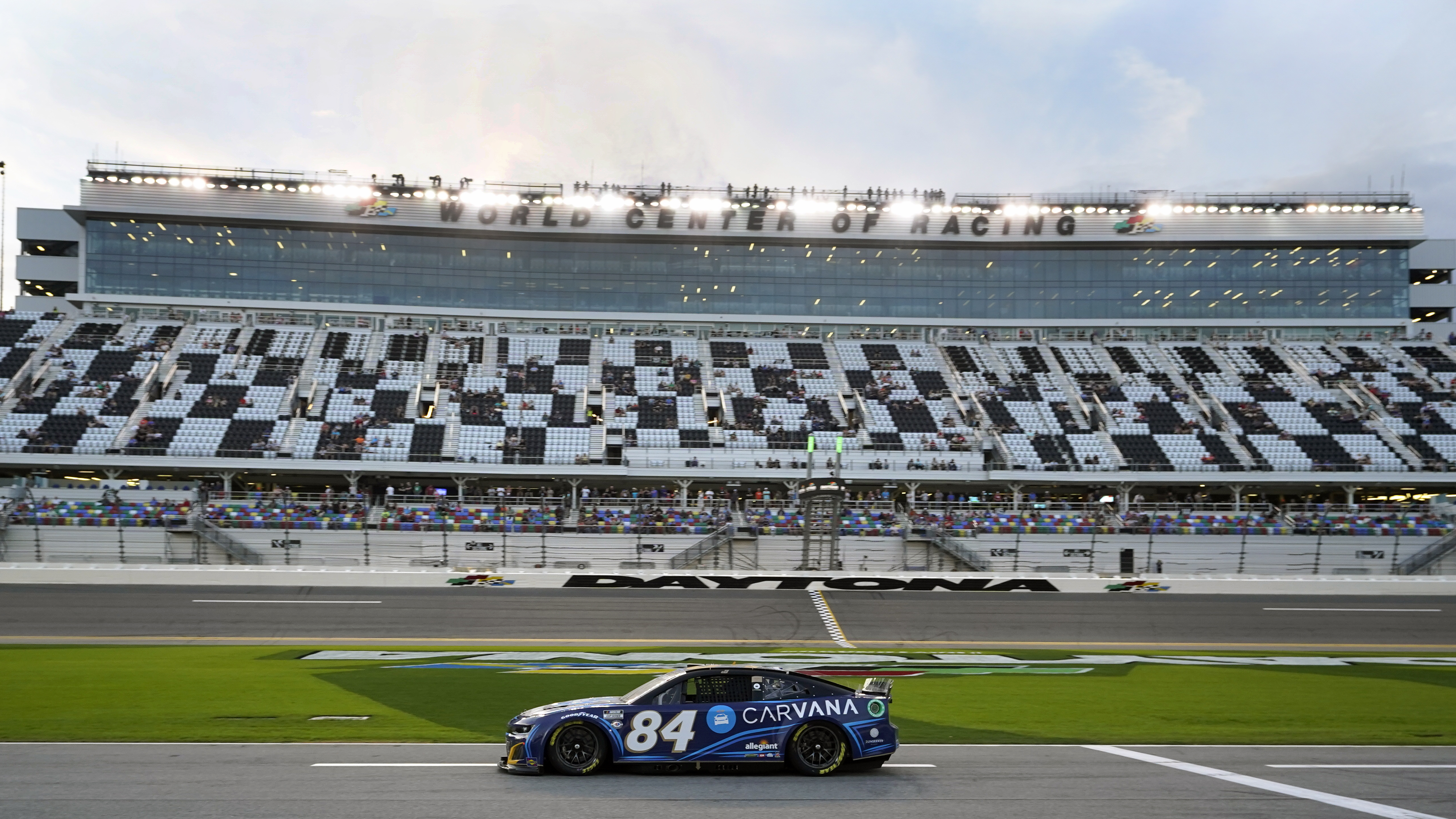 Daytona 500 FREE LIVE STREAM (2/19/23) Watch NASCAR Cup Series online Time, TV, channel