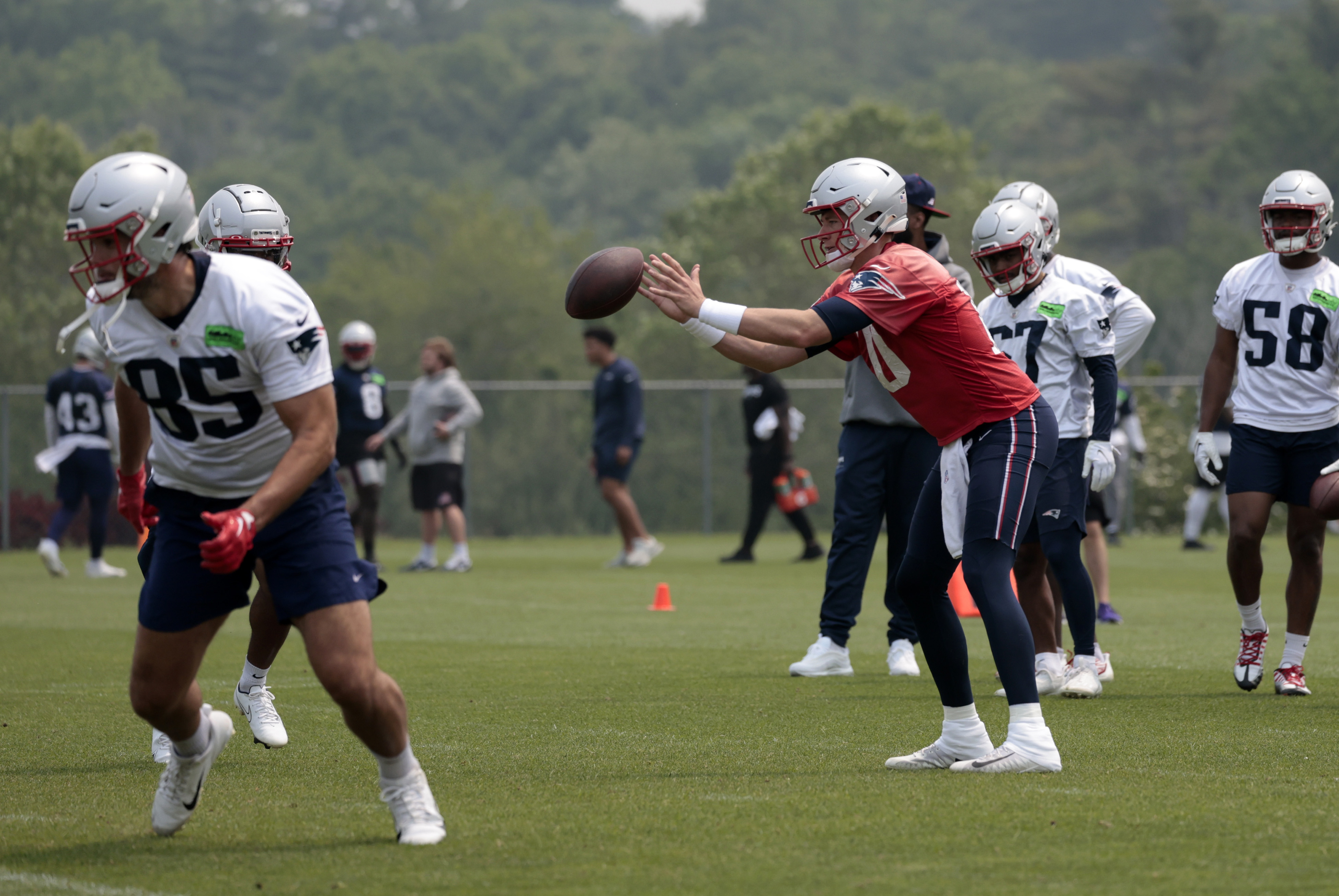 Patriots fans should be ecstatic about Hunter Henry/Mike Gesicki duo