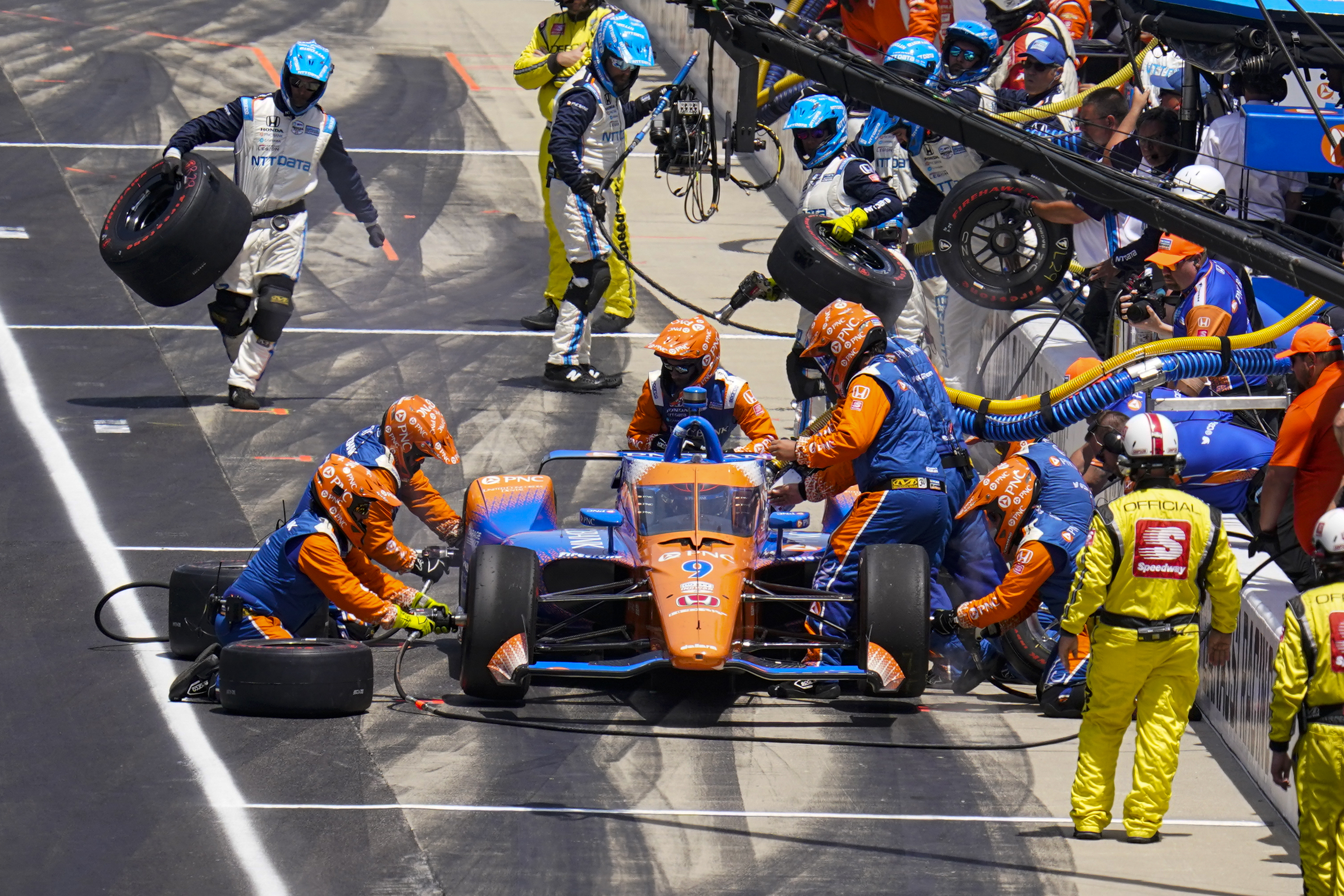 Understanding The Race Length, Pit Stop Times, And Duration Of The Indy 500
