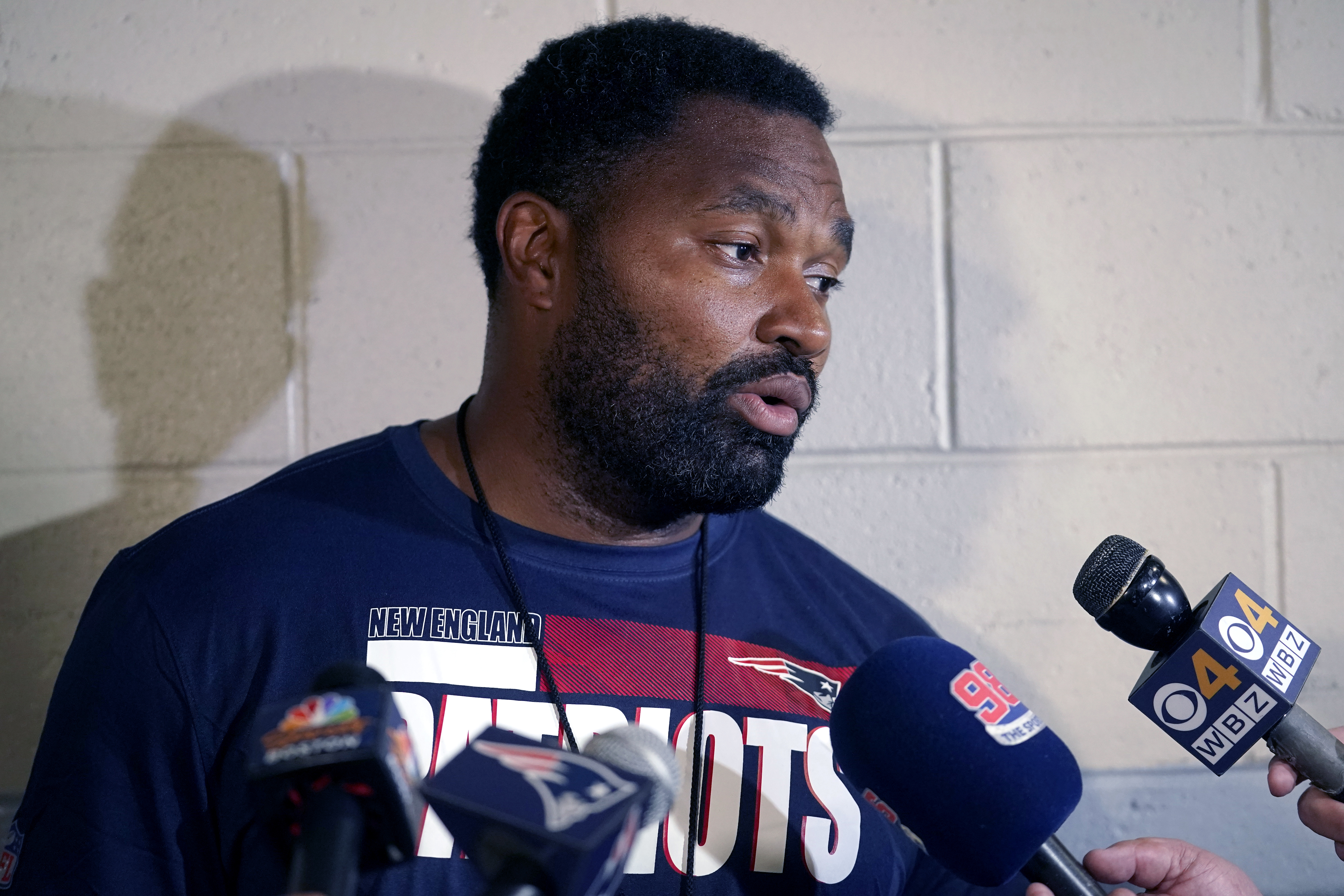 Jerod Mayo believes LB Ja'Whaun Bentley can play key role in