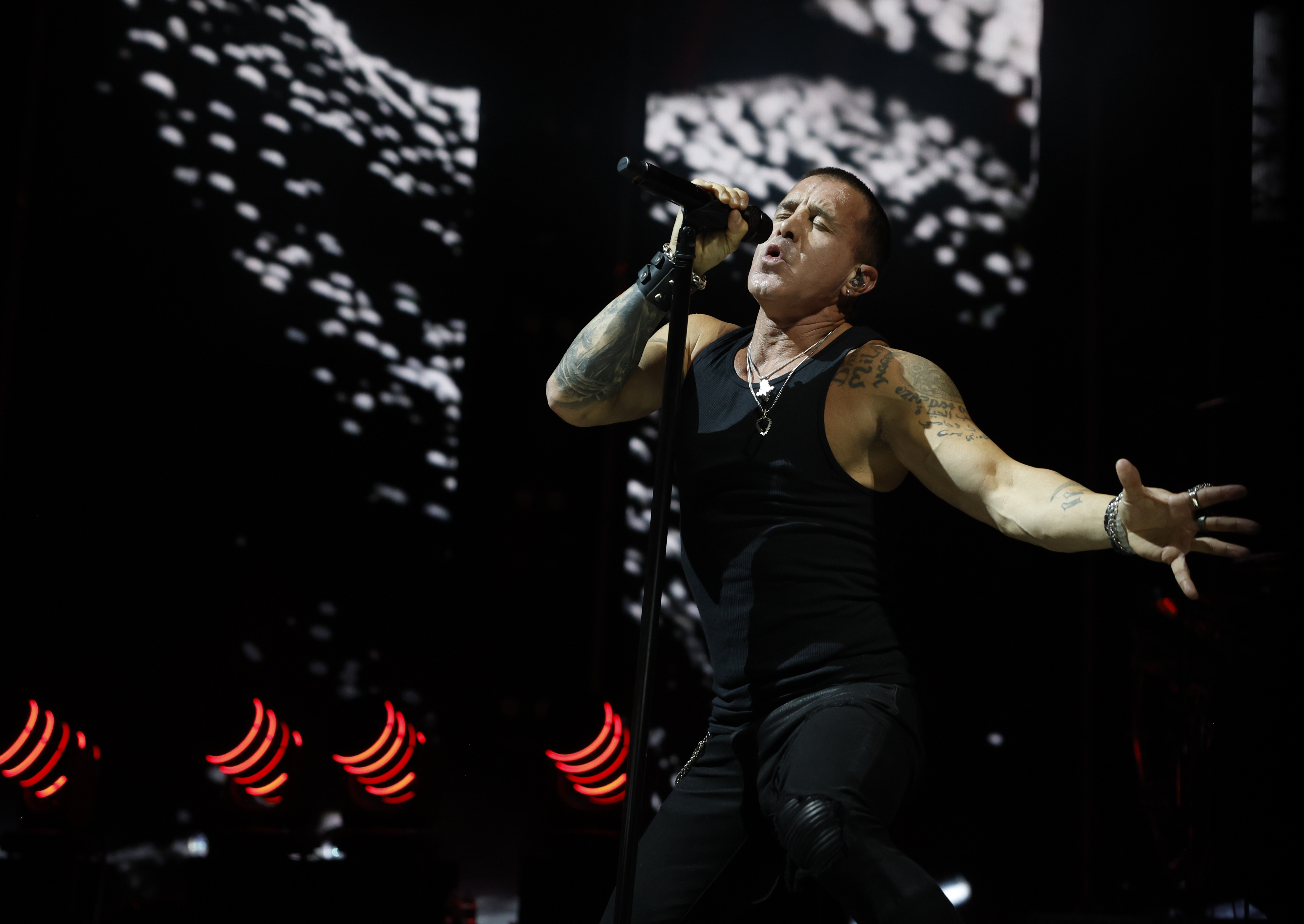 Creed's “Return of the summer of '99 tour” with Mammoth and Daughtry ...
