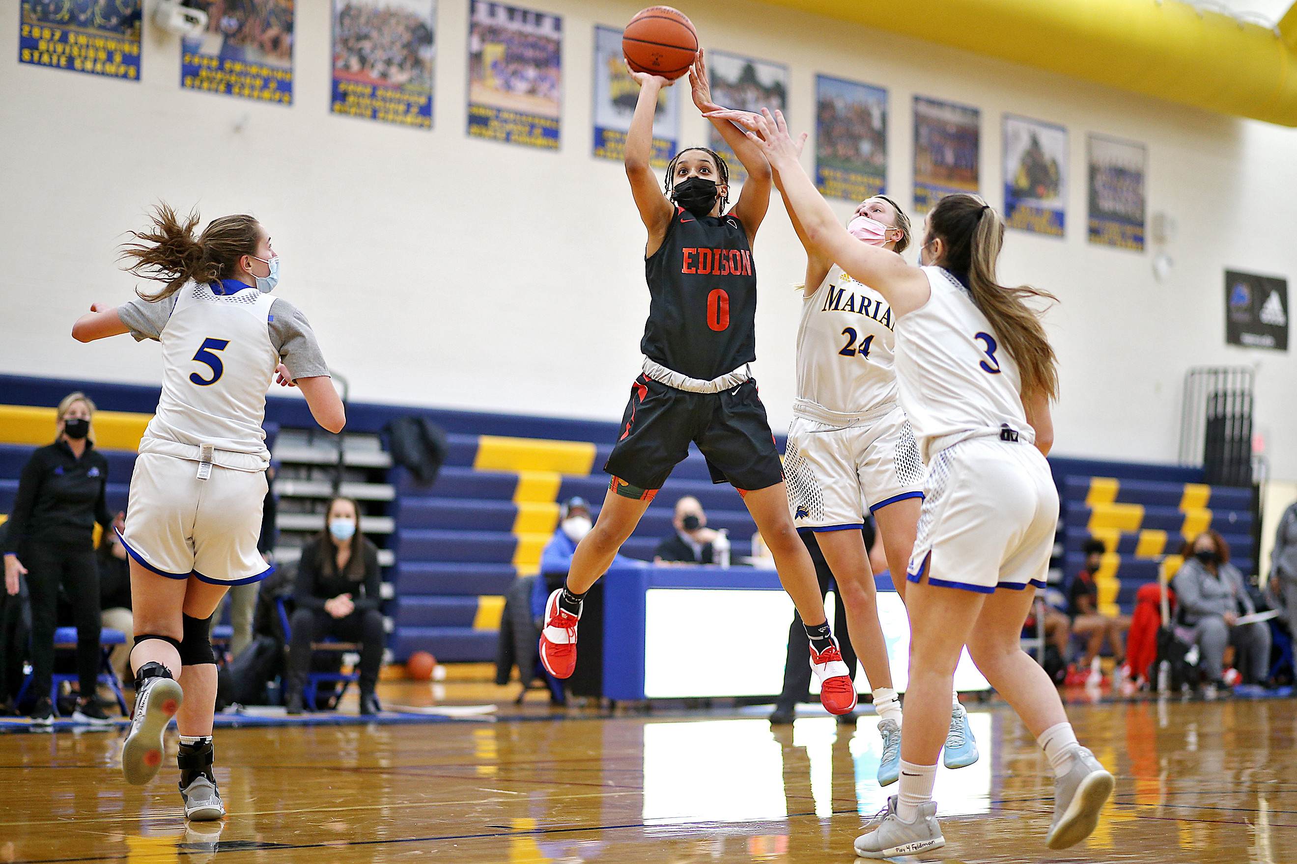 Top 1 high. Basketball in High School. High School 2021. Michigan High School.