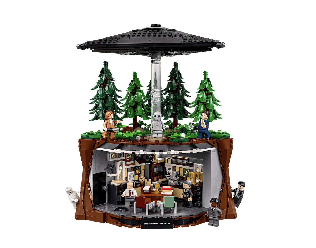 LEGO's highly anticipated X-Files collector's set is finally here