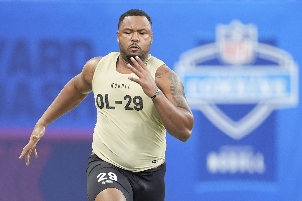 Buffalo Bills OT Tylan Grable dominated OL testing at NFL Combine -  syracuse.com