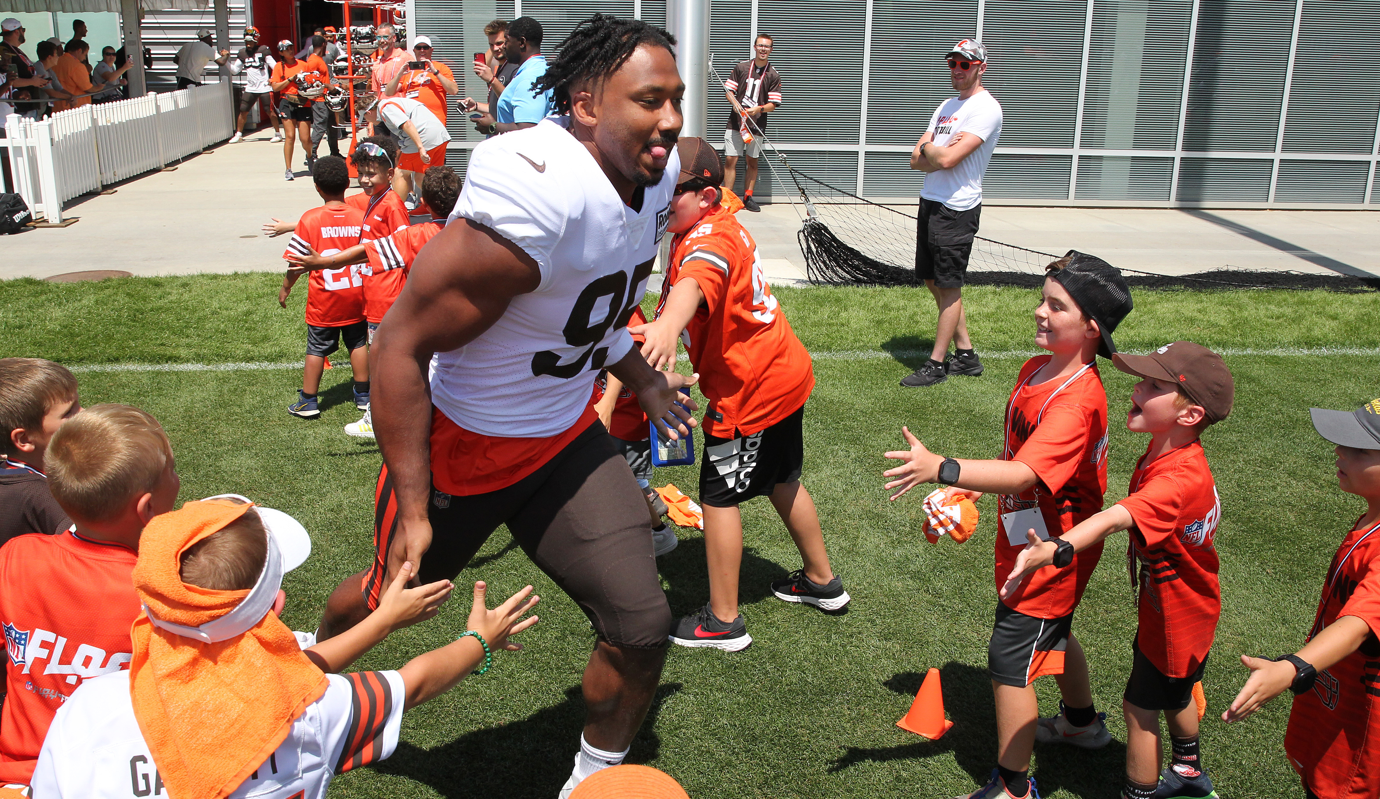 Cleveland Browns defensive end Myles Garrett walks off the field after  drills at the NFL football team's practice facility Wednesday, June 7,  2023, in Berea, Ohio. (AP Photo/Ron Schwane Stock Photo - Alamy