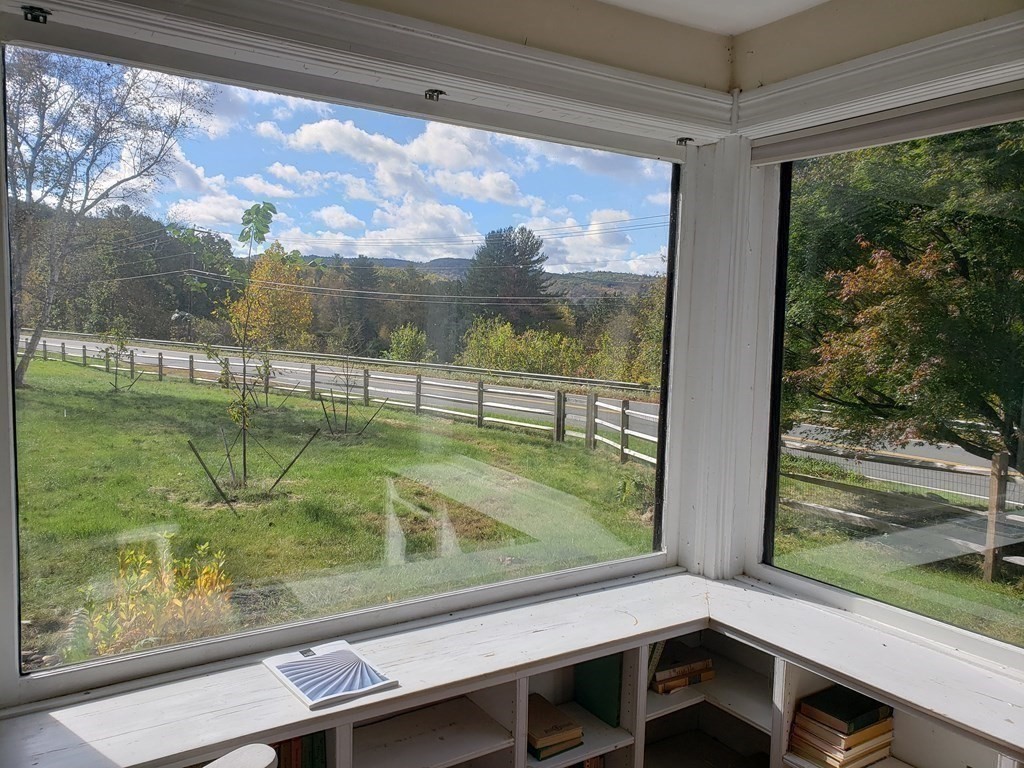 House of the Week: Former B&B overlooking mountains for sale, includes  carriage house and 3 story barn - masslive.com