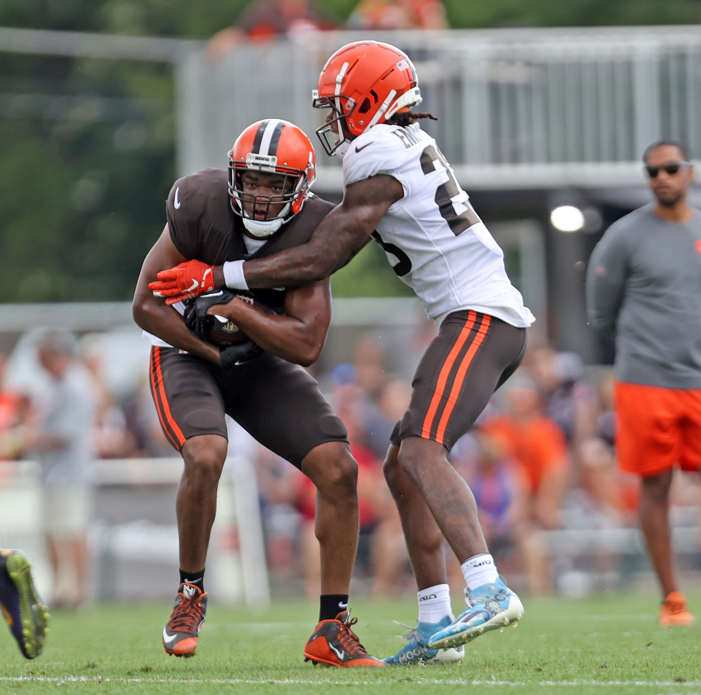 Browns' Michael Woods II confident in roster spot despite injury